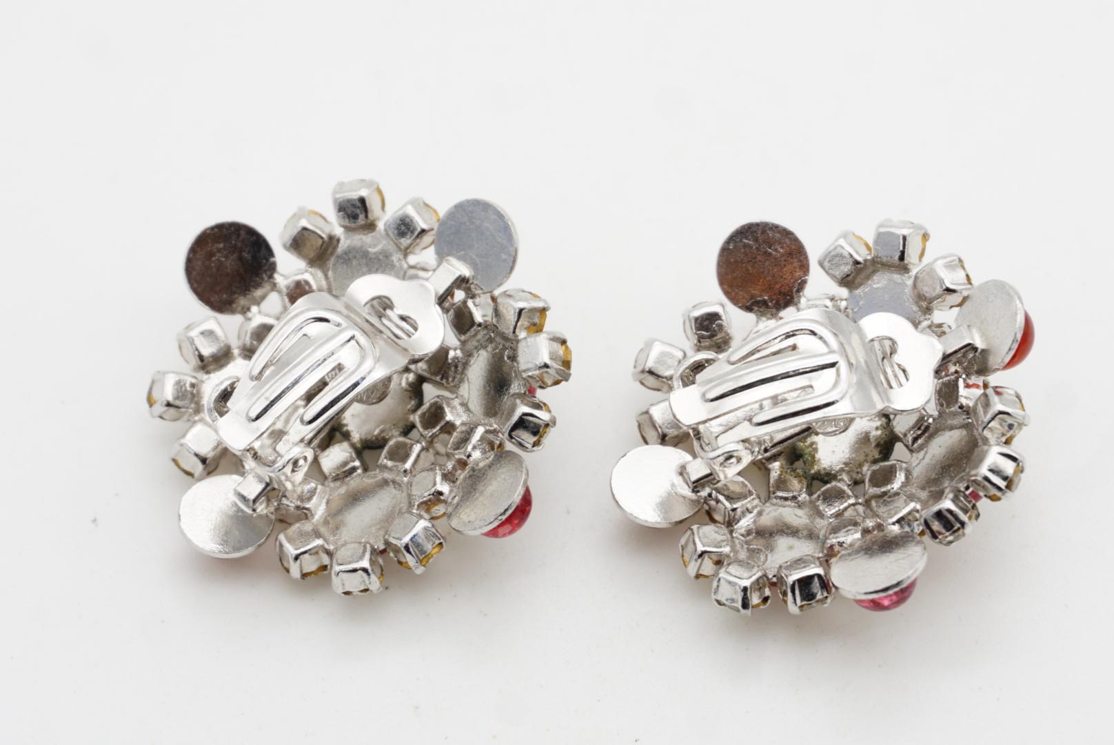 Christian Dior Vintage 1966 Gripoix Rubin Saphir Kristalle Blume Clip Ohrringe im Angebot 7