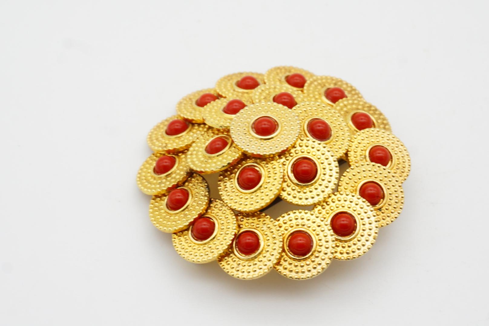 Christian Dior Vintage 1967 Scheibenkreis Rot Perlen Kugeln durchbrochene gewölbte Brosche im Angebot 7