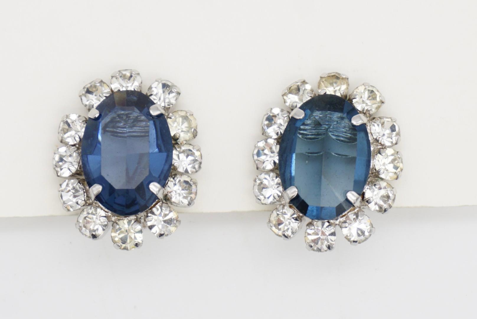 Christian Dior Vintage 1968 Oval Sapphire Navy Circle Crystals Clip Earrings im Angebot 5