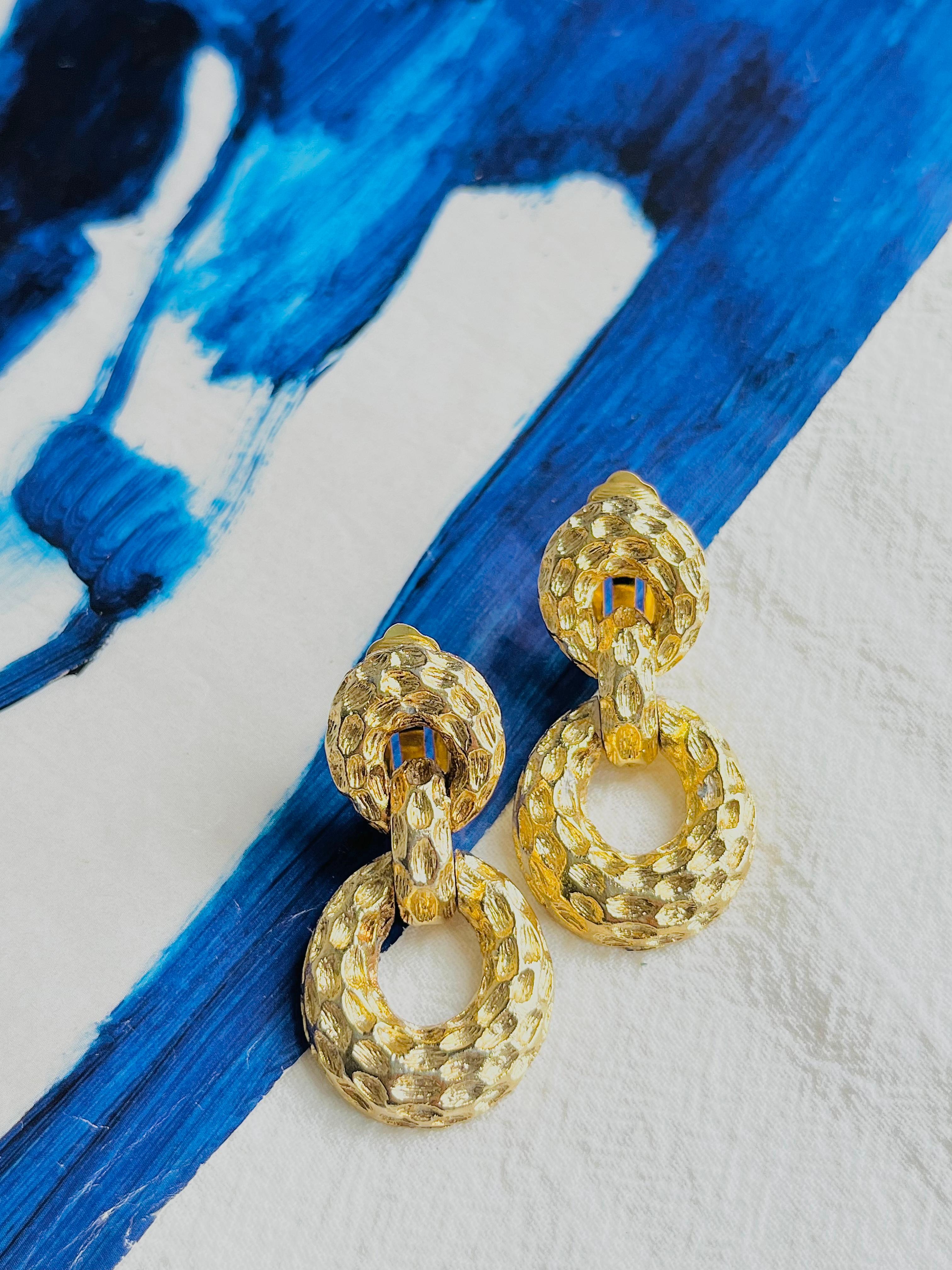 Art Deco Christian Dior Vintage 1970 Textured Circle Oval Hoop Drop Chunky Clip Earrings For Sale