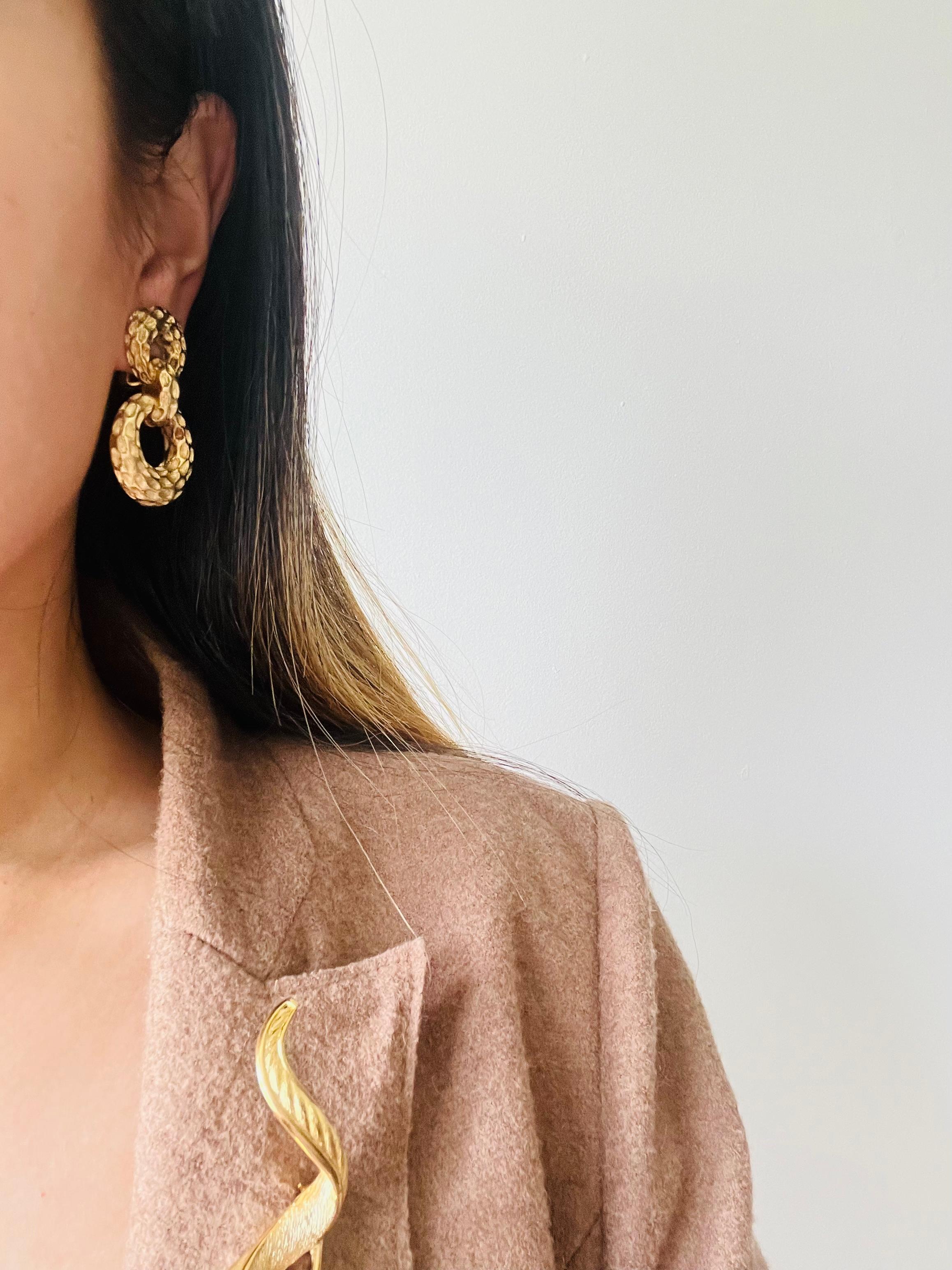 Christian Dior Vintage 1970 Textured Circle Oval Hoop Drop Chunky Clip Earrings For Sale 1