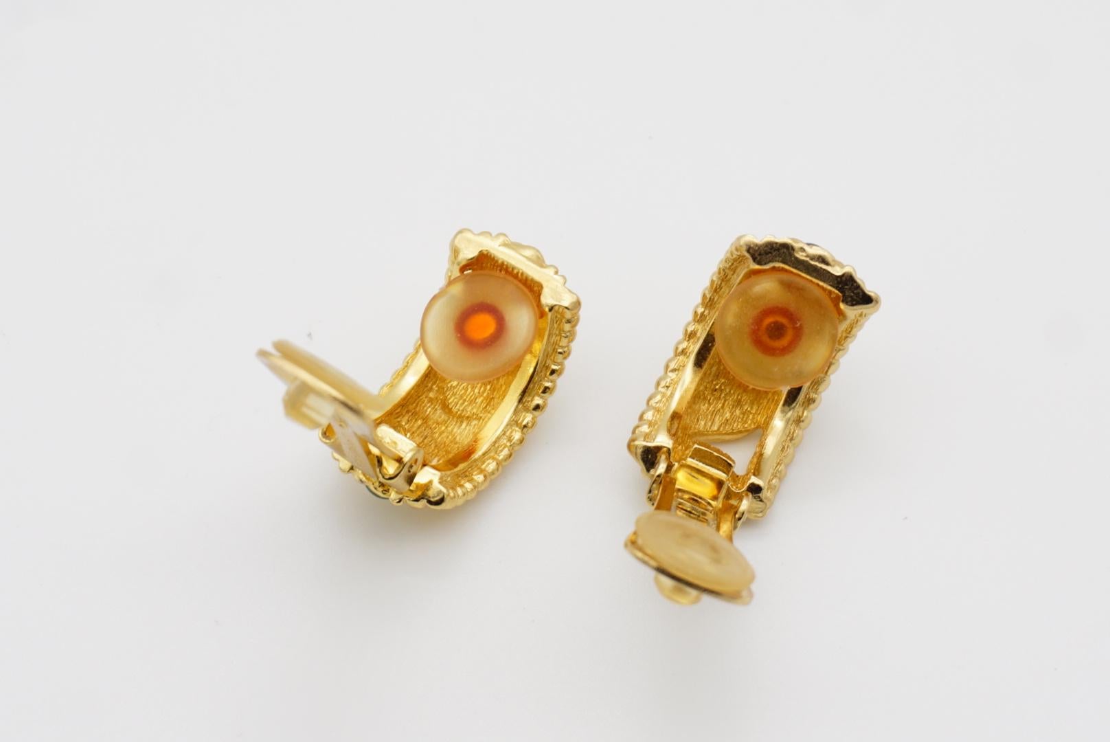 Christian Dior Vintage 1970s Baroque Gripoix Emerald Sapphire Ruby Clip Earrings 9