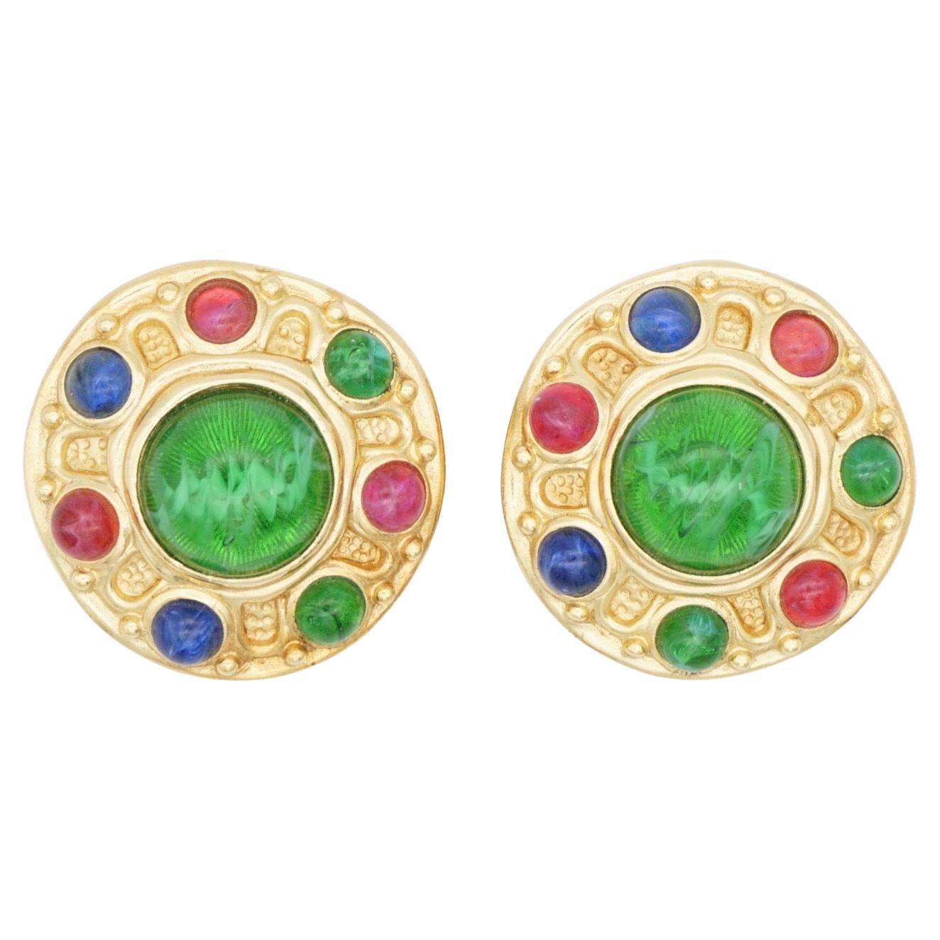 Christian Dior Vintage 1970er Jahre Barock Große Gripoix Smaragd Saphir Rubin Grün Blau Grün Cabochon Abnorme Runde Exquisite Clip Ohrringe, Gold-Ton

Sehr guter Zustand. Vintage und selten zu finden. 100% echt.

Ein sehr schönes Paar Ohrclips von