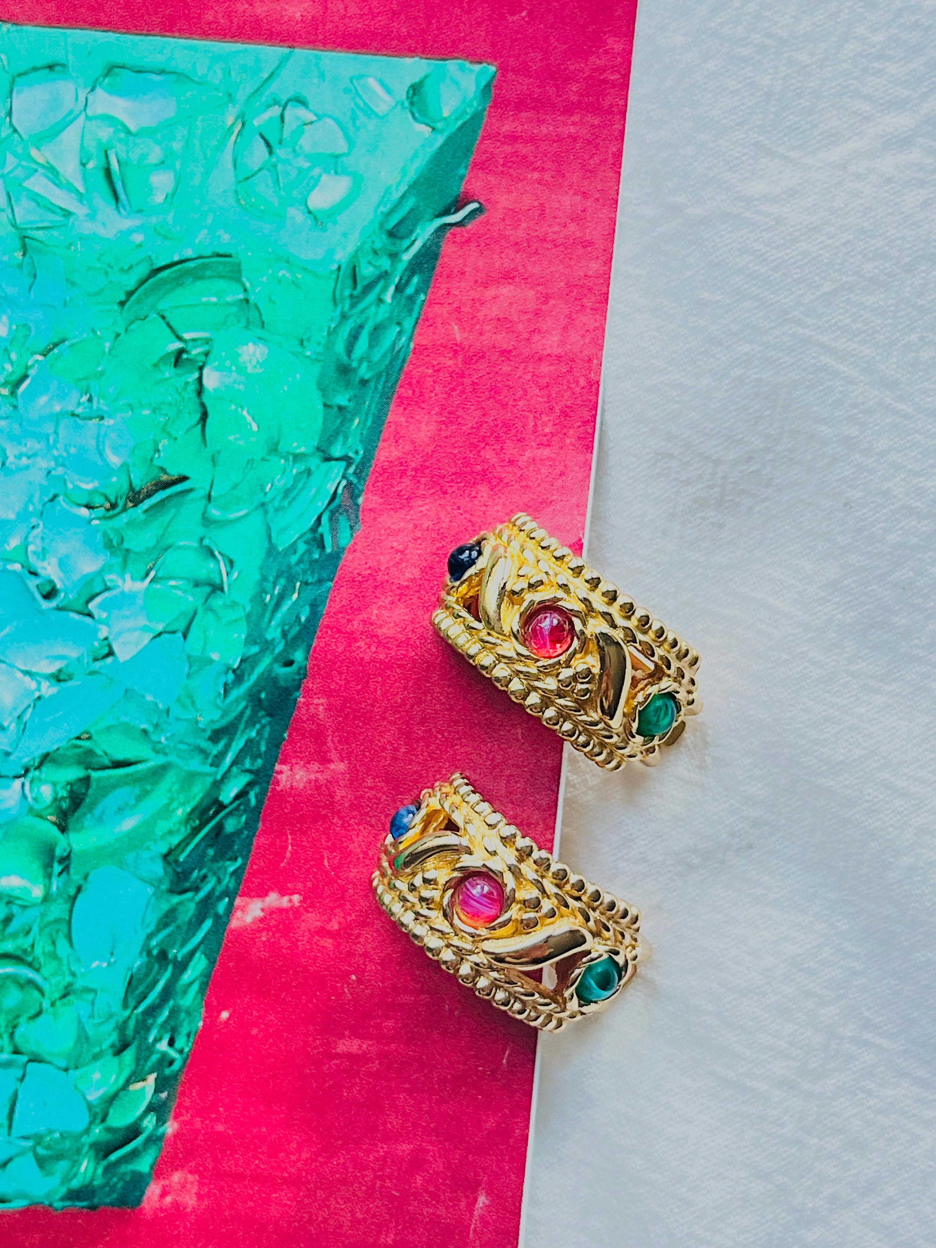 Christian Dior Vintage 1970s Baroque Gripoix Emerald Sapphire Ruby Clip Earrings In Excellent Condition In Wokingham, England