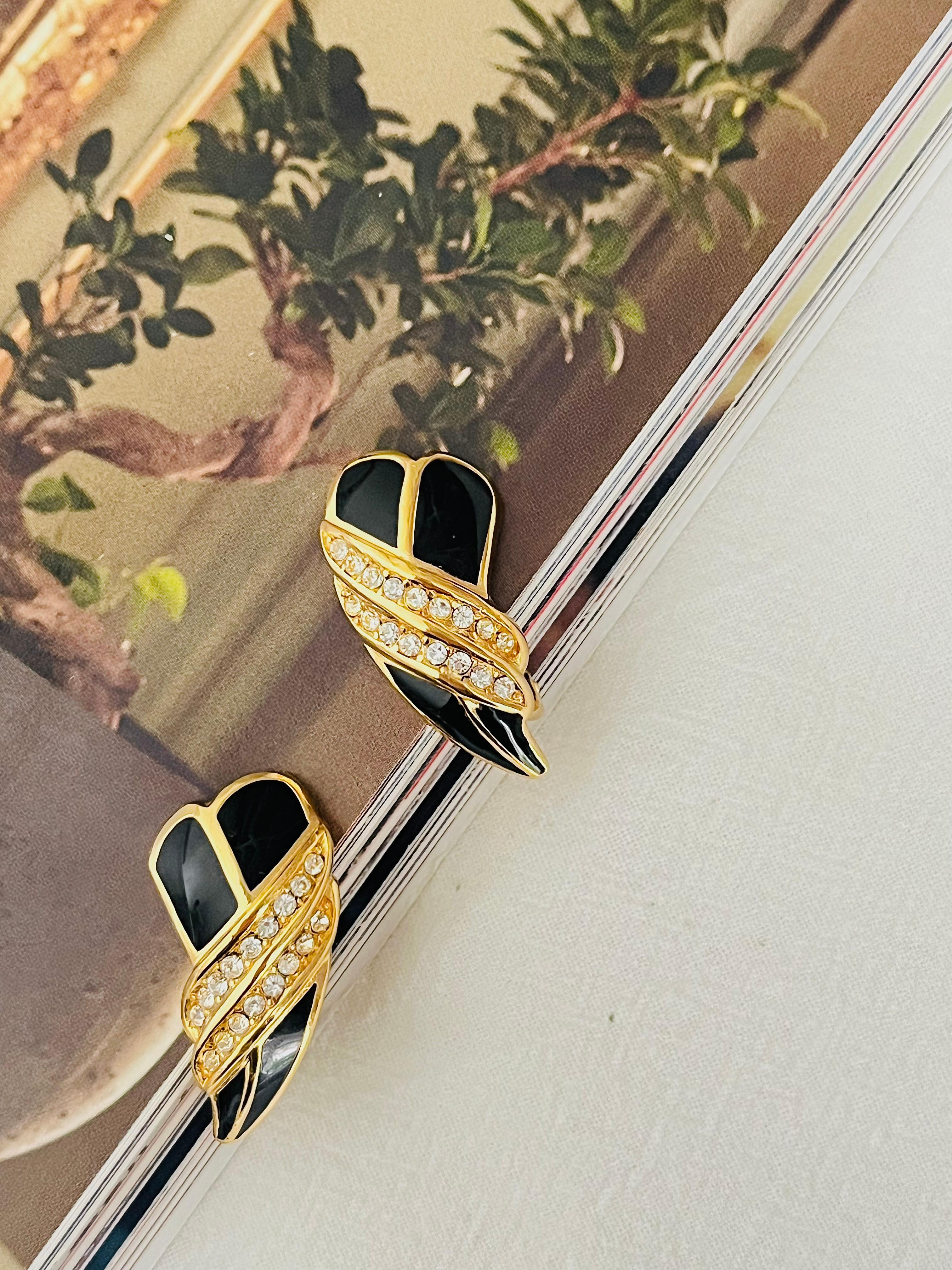 Christian Dior Vintage 1970s Black Crystals Heart Knot Long Leaf Clip Earrings In Excellent Condition For Sale In Wokingham, England