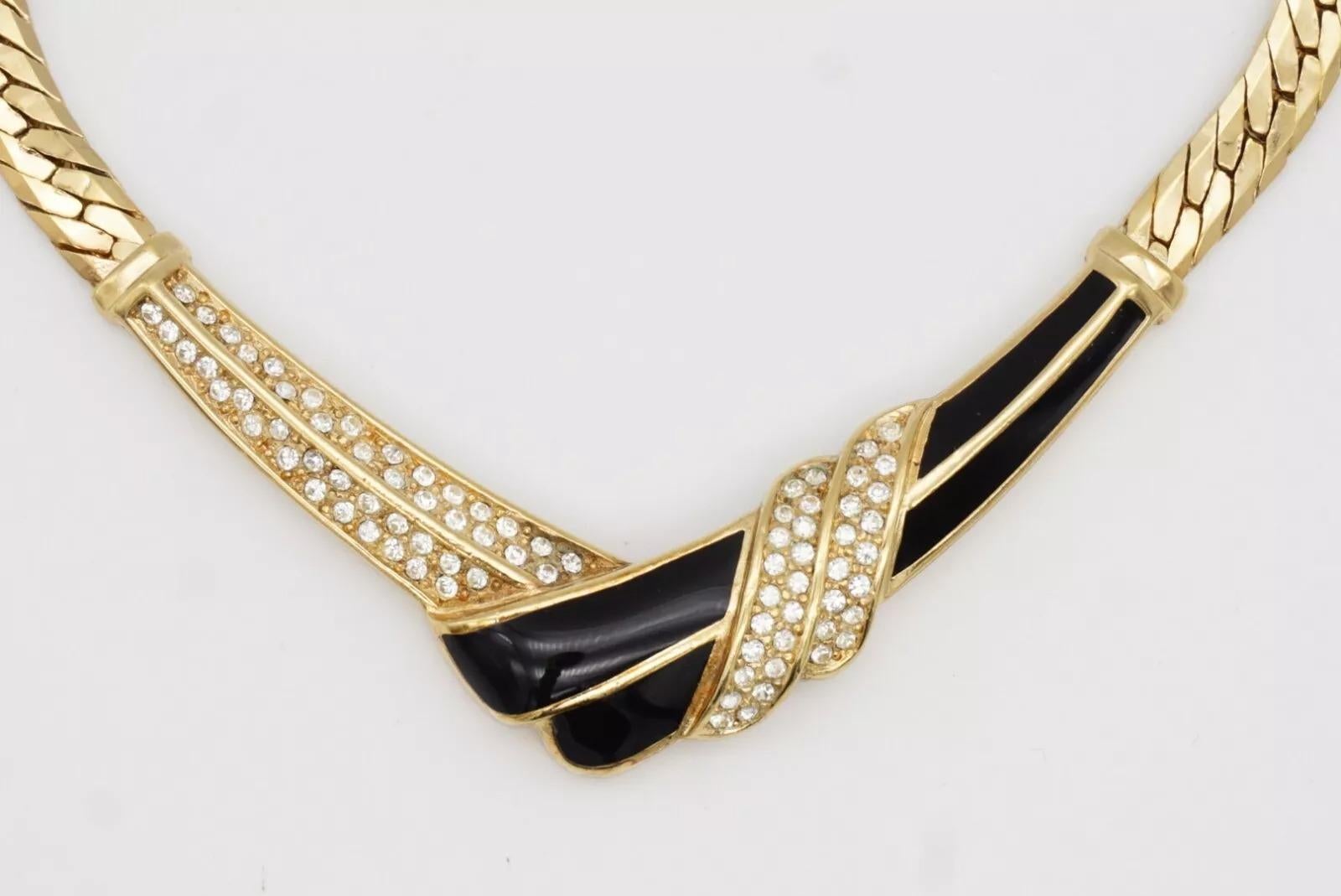 Christian Dior Vintage 1970s Black Enamel Crystals Tie Knot Triangle Neck Collier en vente 12
