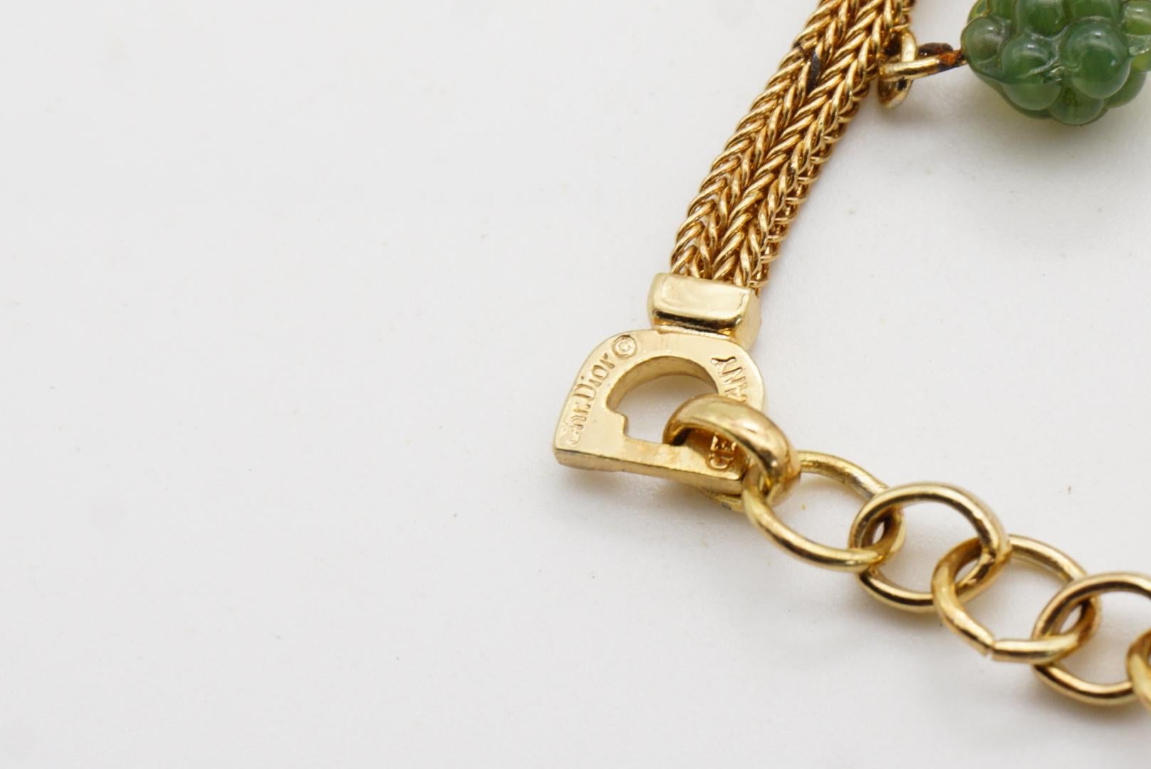 Christian Dior Vintage Años 70 Racimo Esmeralda Fruta Uva Charms Malla Collar en venta 8