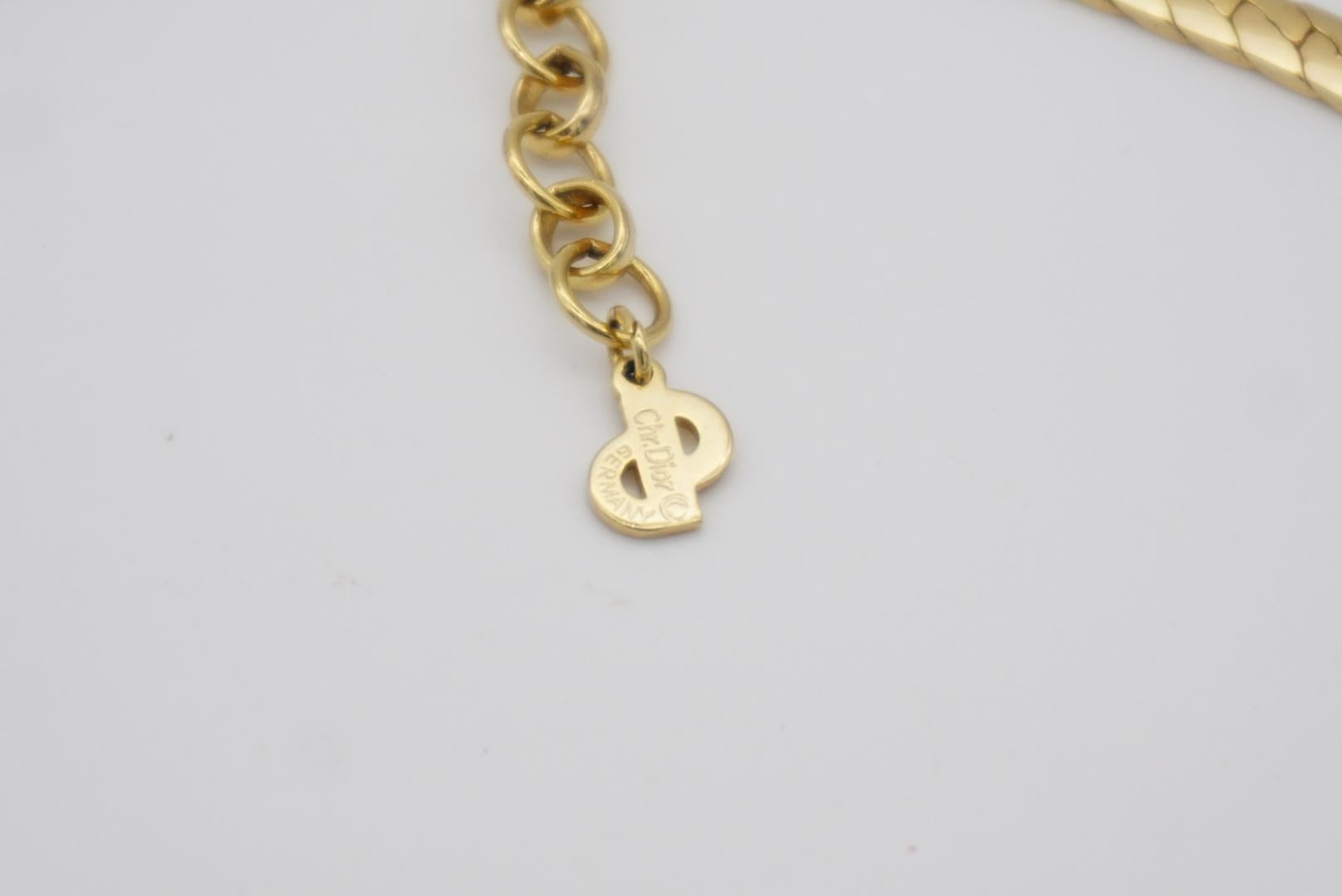 Christian Dior Vintage 1970s Croissant Interlock Crystals Pendant Gold Necklace For Sale 8