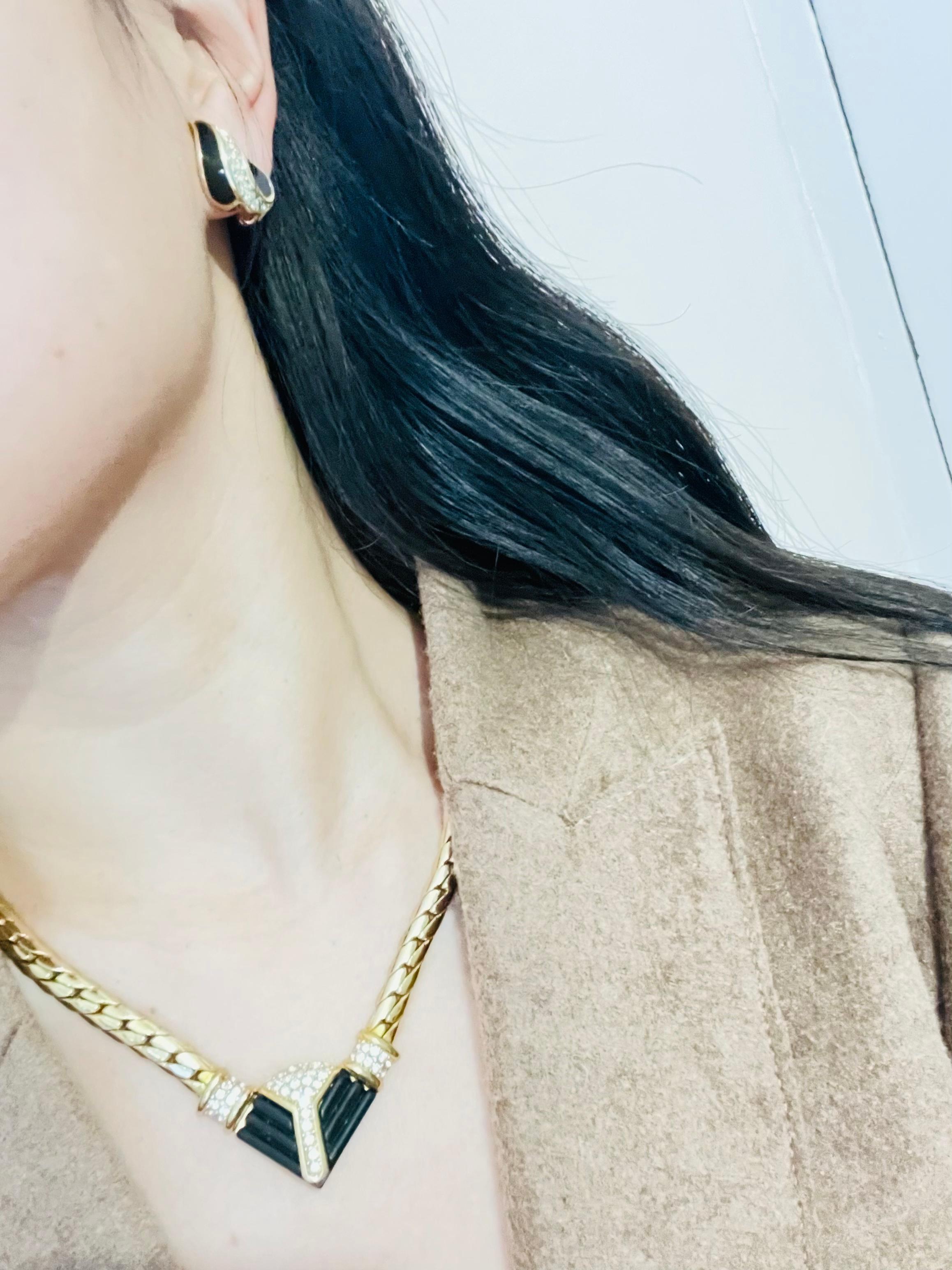 Christian Dior, collana vintage anni '70 con cristalli neri e arco a triangolo in vendita 3
