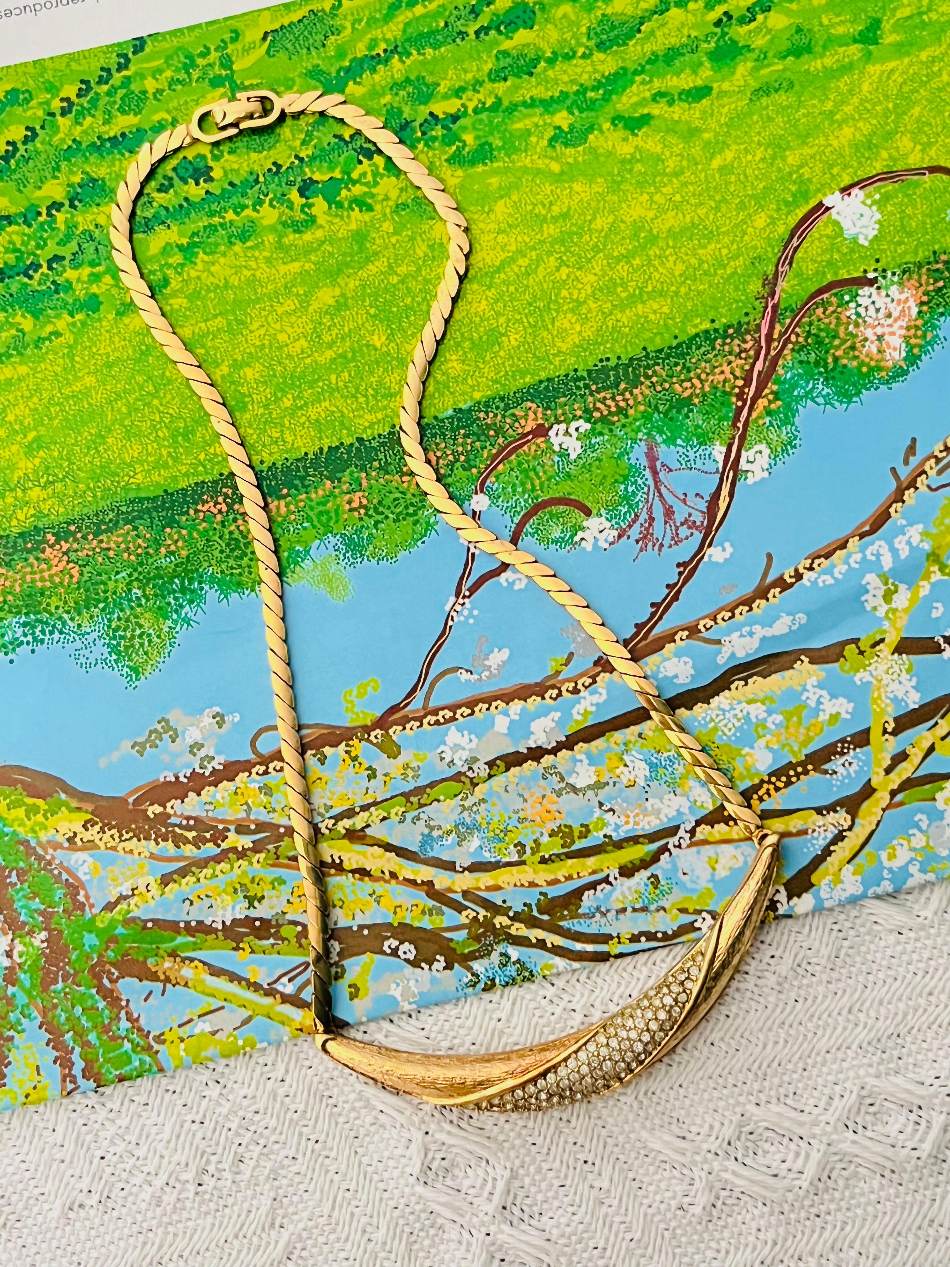 Christian Dior Vintage 1970s Crystals Long Crescent Moon Pendant Gold Necklace In Good Condition For Sale In Wokingham, England