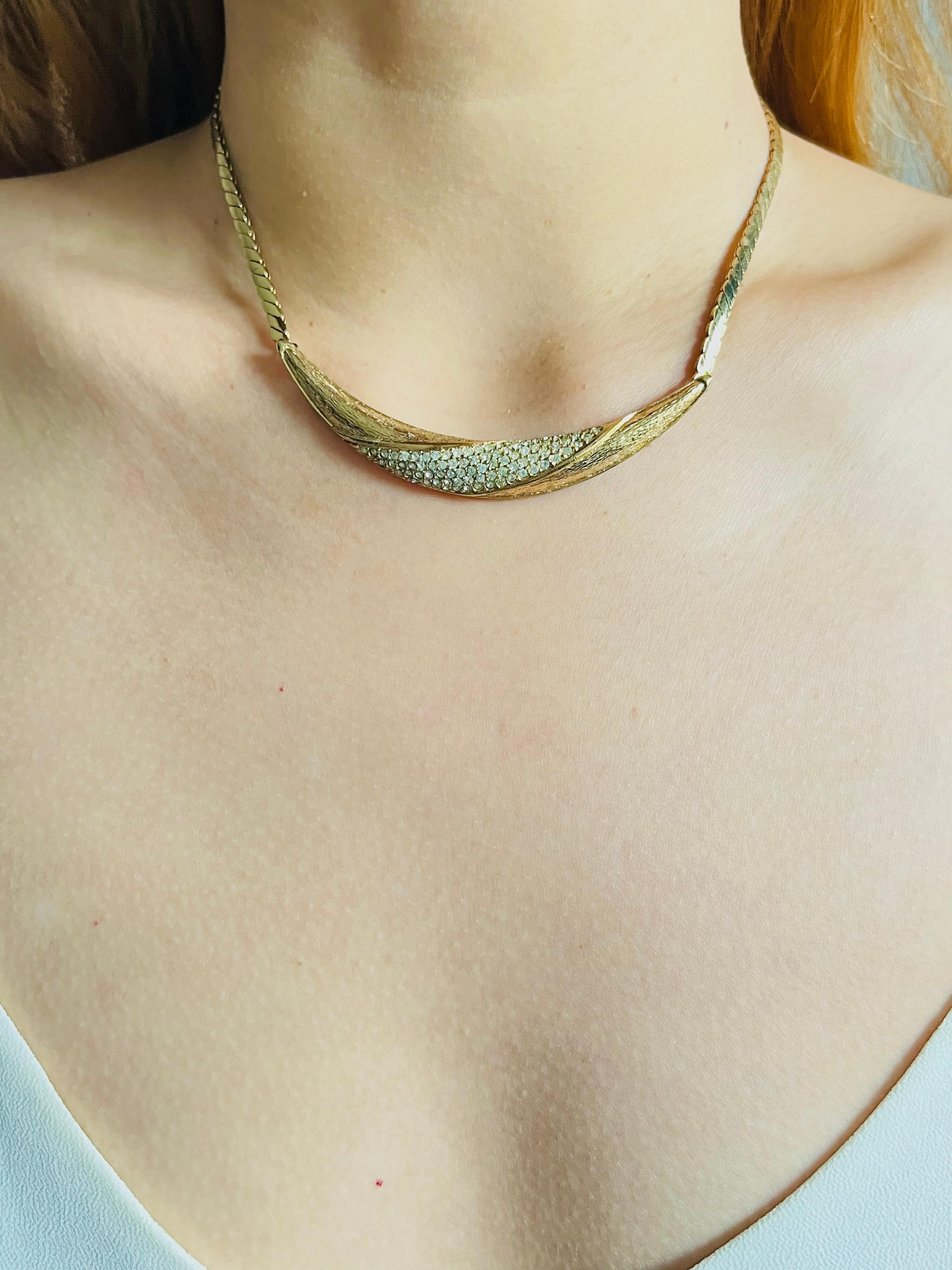 Christian Dior Vintage 1970s Crystals Long Crescent Moon Pendant Gold Necklace For Sale 2