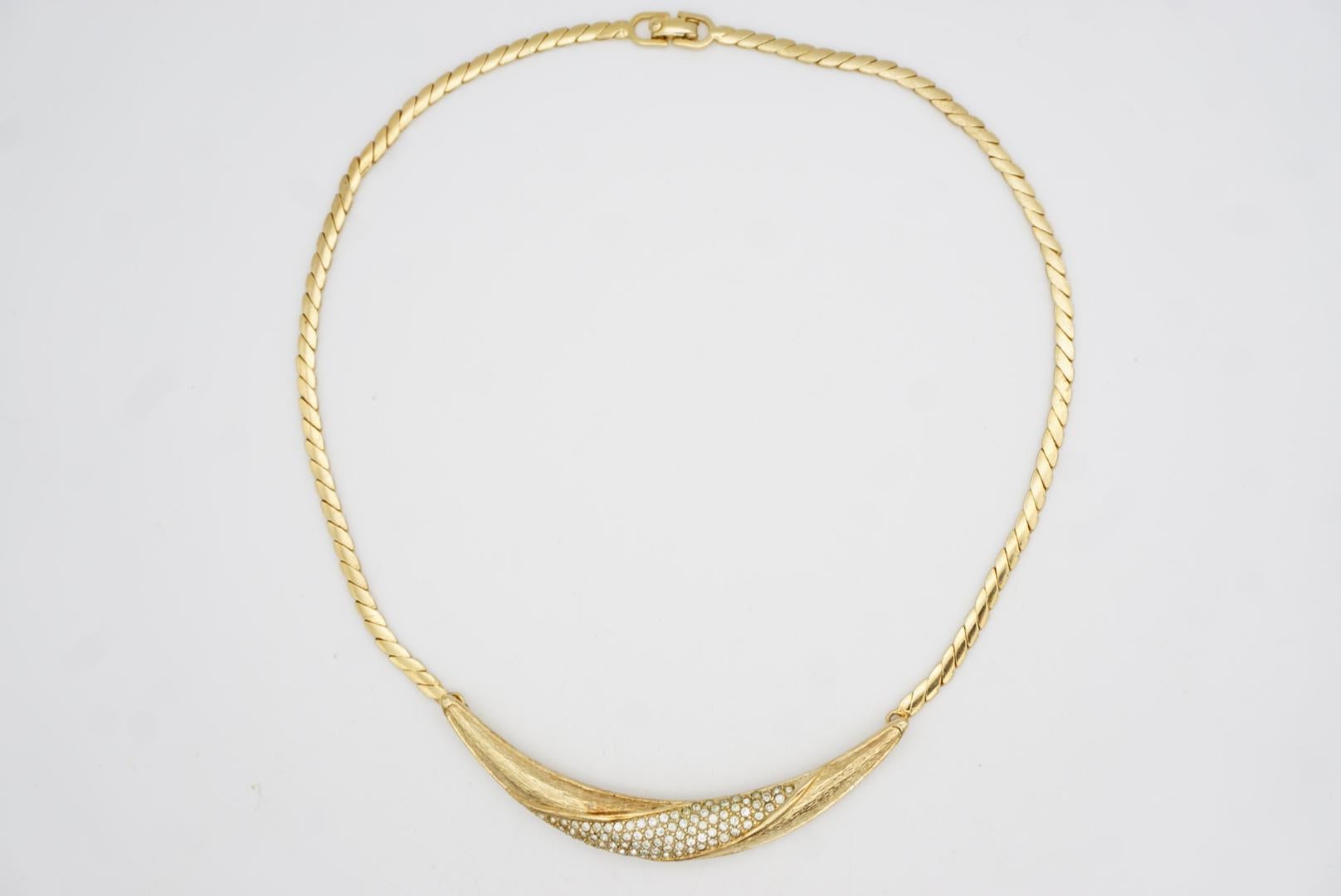 Christian Dior Vintage 1970s Crystals Long Crescent Moon Pendant Gold Necklace For Sale 3