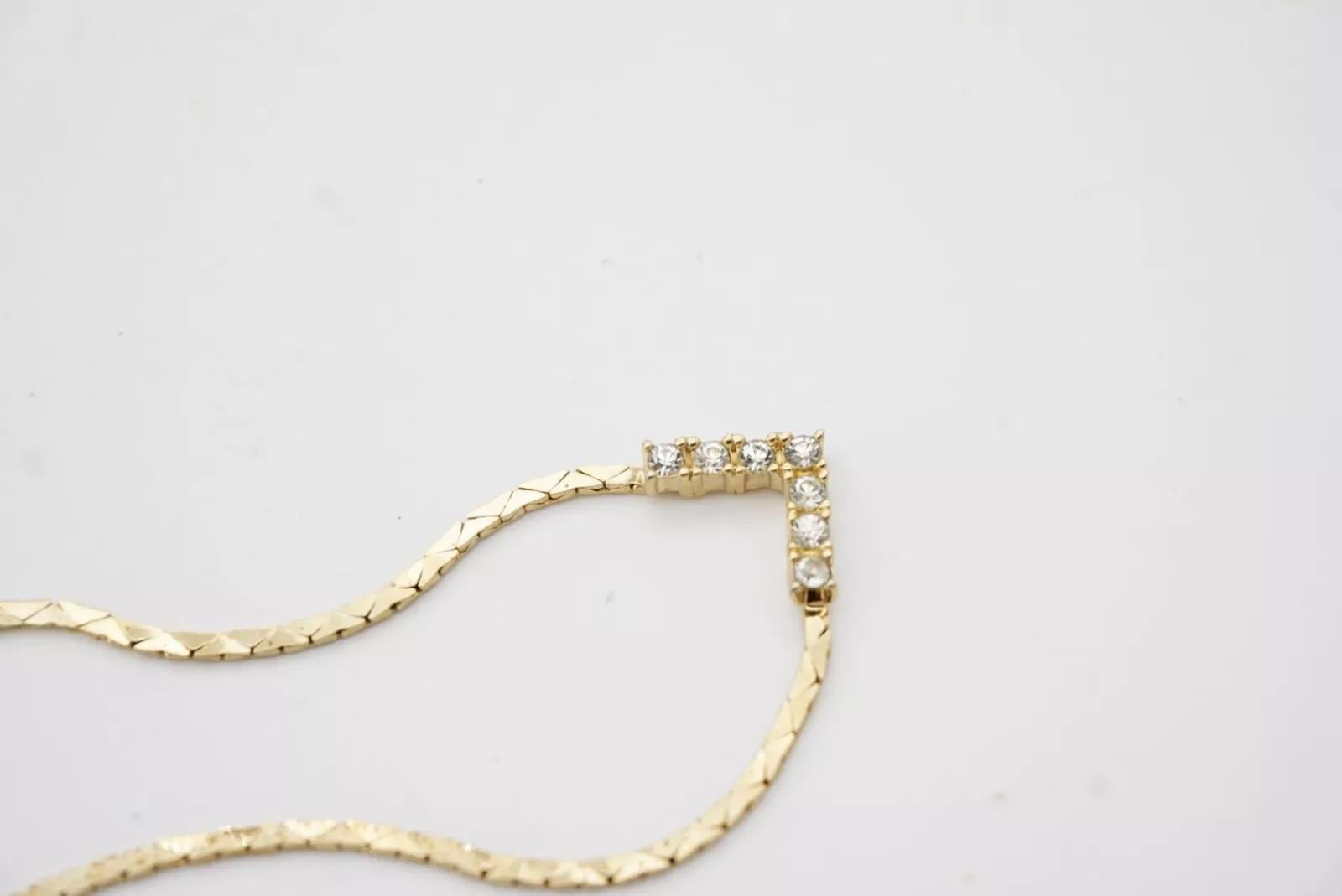 Christian Dior Vintage anni '70, ciondolo a triangolo con cristalli, squisita collana a catena in vendita 7