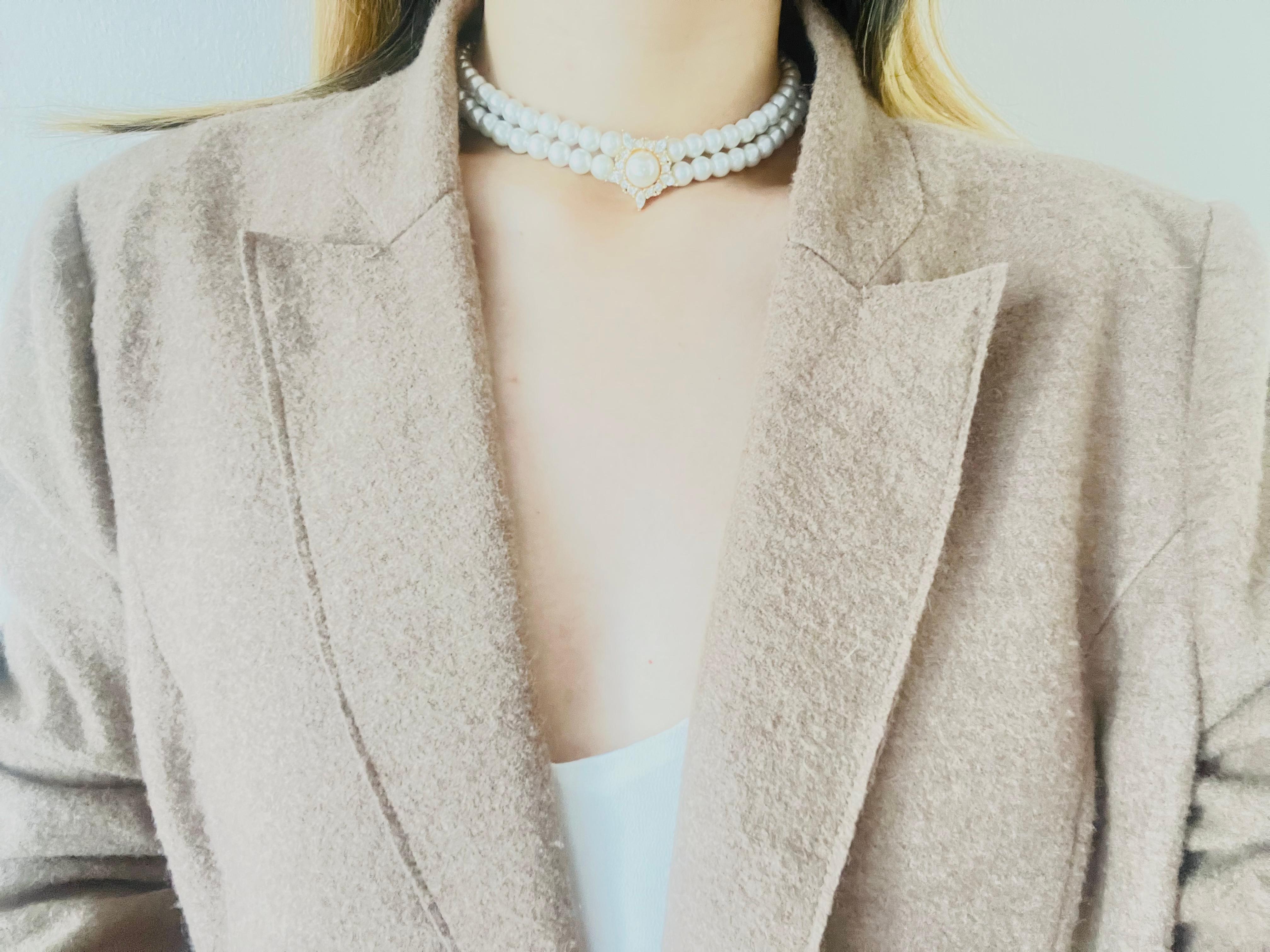 Christian Dior Vintage 1970s Double Strands Pearls Pentagon Crystals Necklace In Good Condition In Wokingham, England