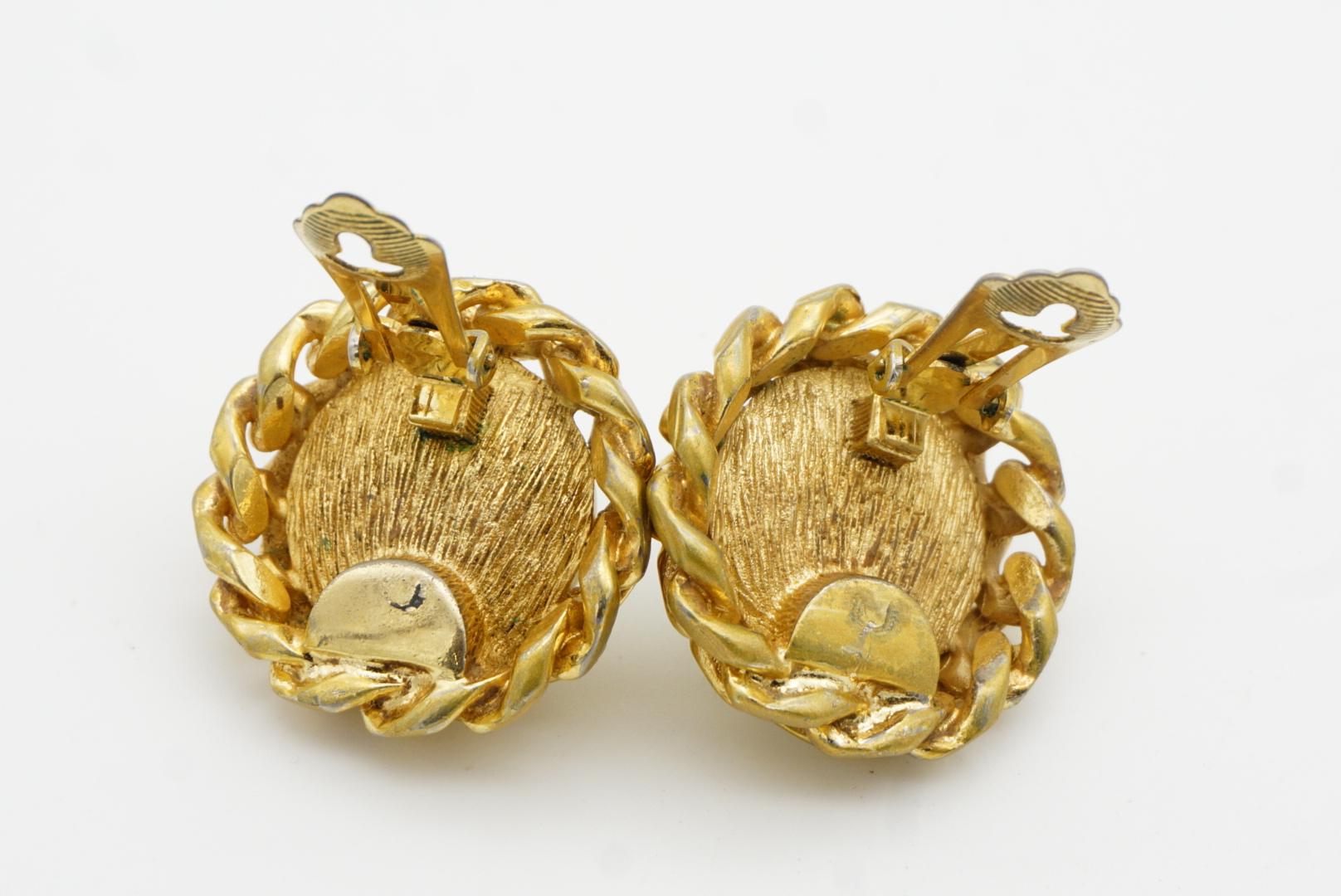 Christian Dior Vintage 1970s Extra Large Round White Pearl Interlocked Earrings im Angebot 9