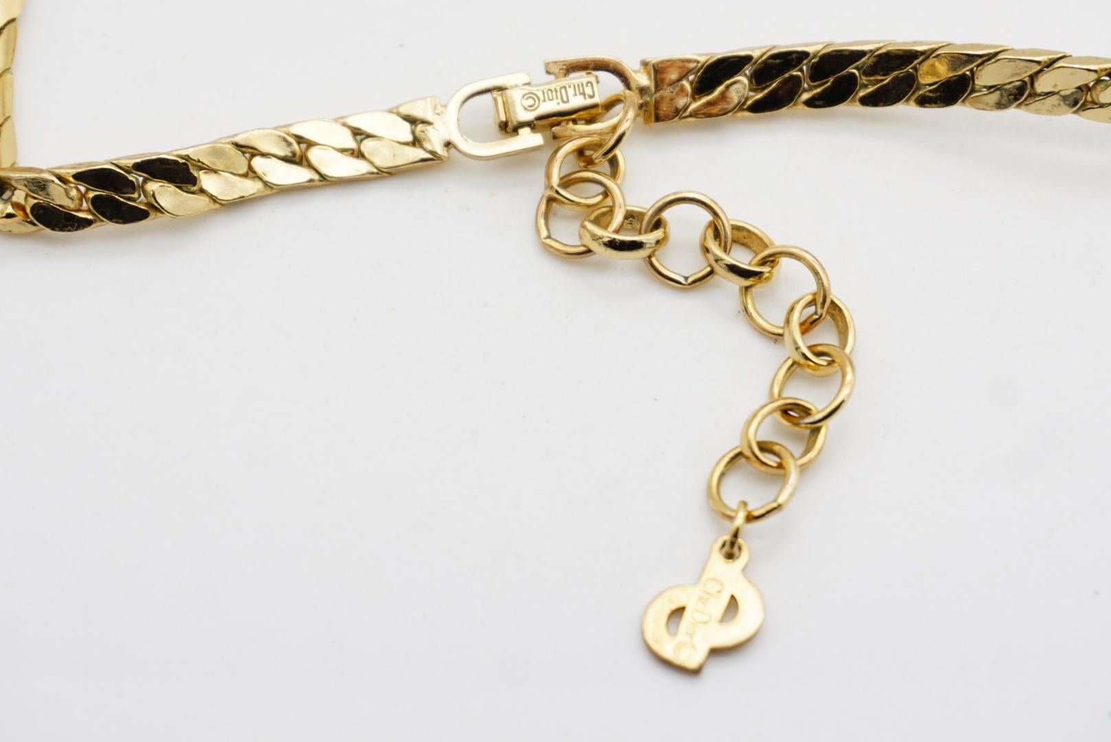Christian Dior Vintage 1970 Gripoix Smeraldo Luna Cristalli Mezzaluna Collana a mezzaluna in vendita 8