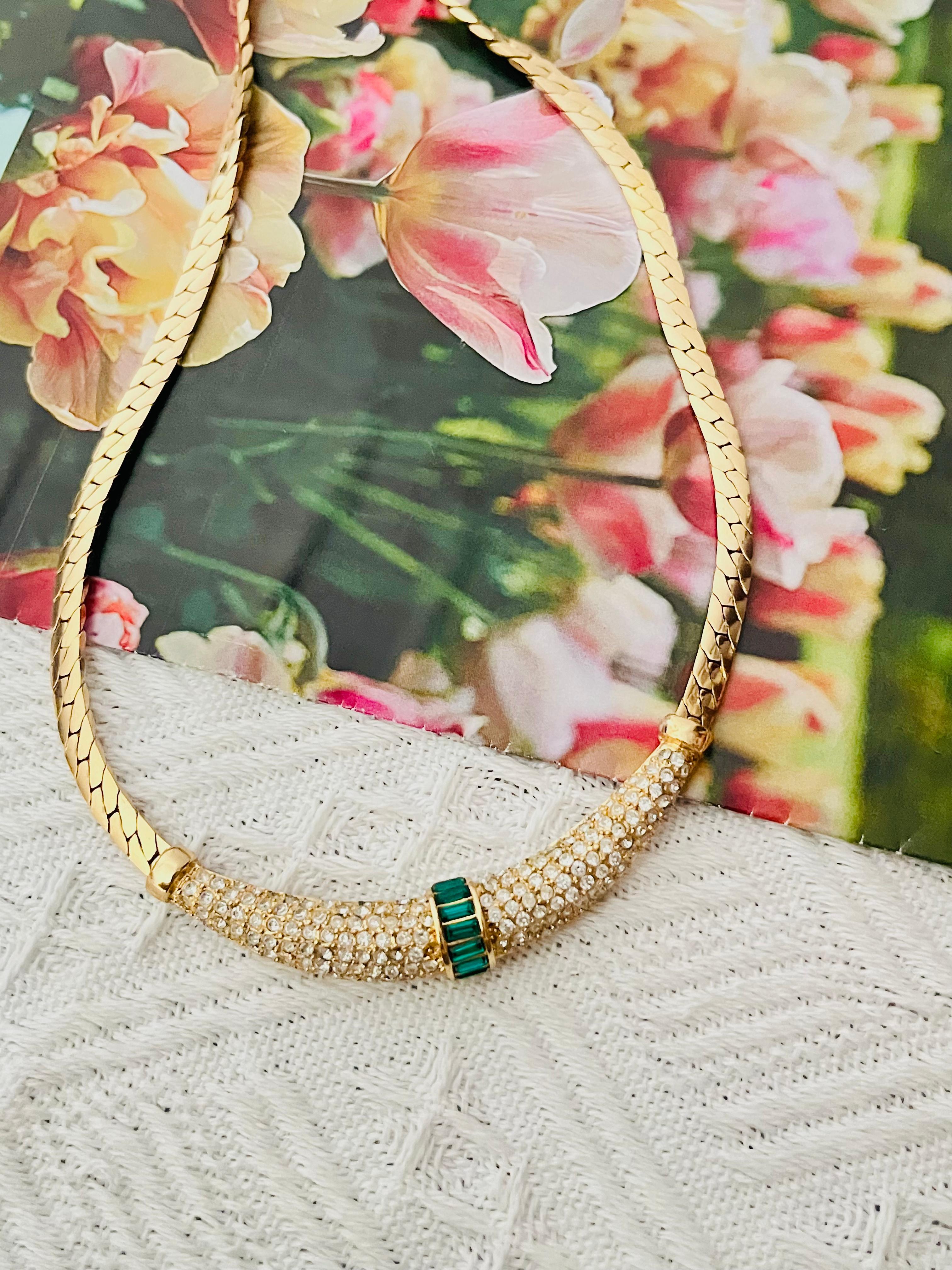 Christian Dior Vintage 1970s Gripoix Emerald Moon Crystals Crescent Necklace In Good Condition In Wokingham, England