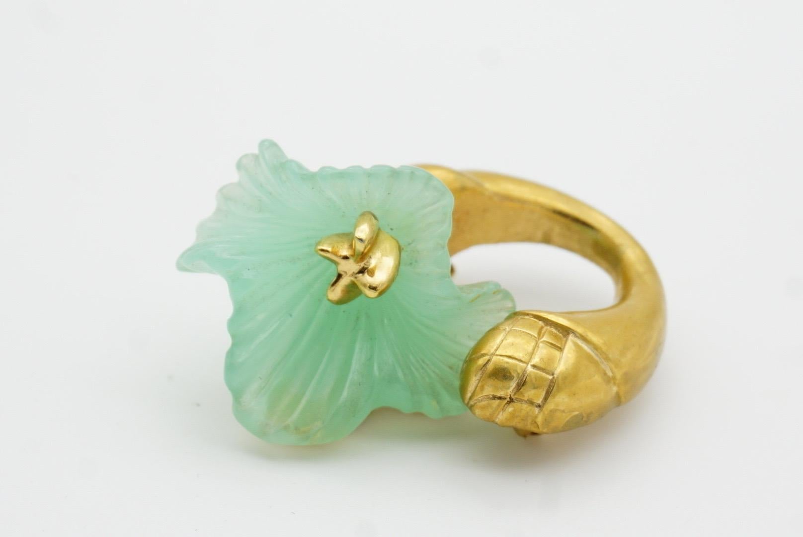 Christian Dior Vintage 1970s Jade Light Frost Green Flower Curled Stem Brooch 7