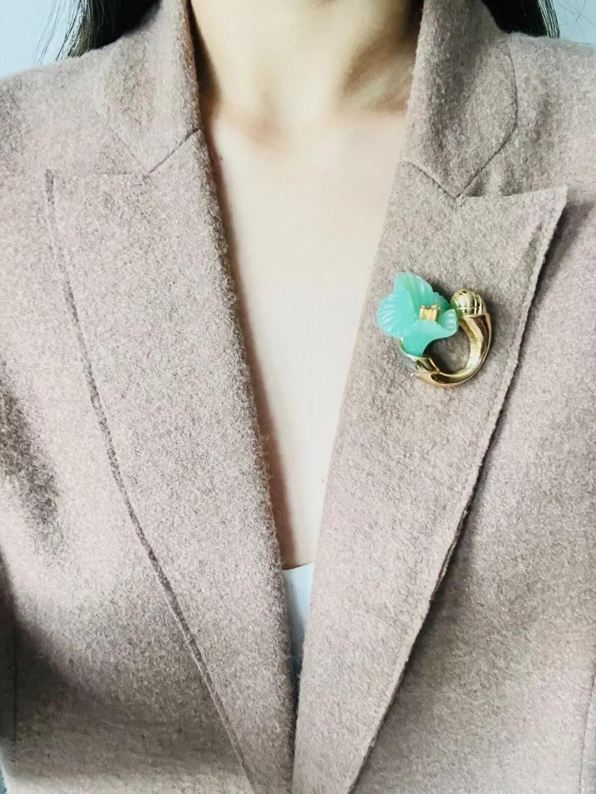 Christian Dior Vintage 1970s Jade Light Frost Green Flower Curled Stem Brooch In Good Condition In Wokingham, England