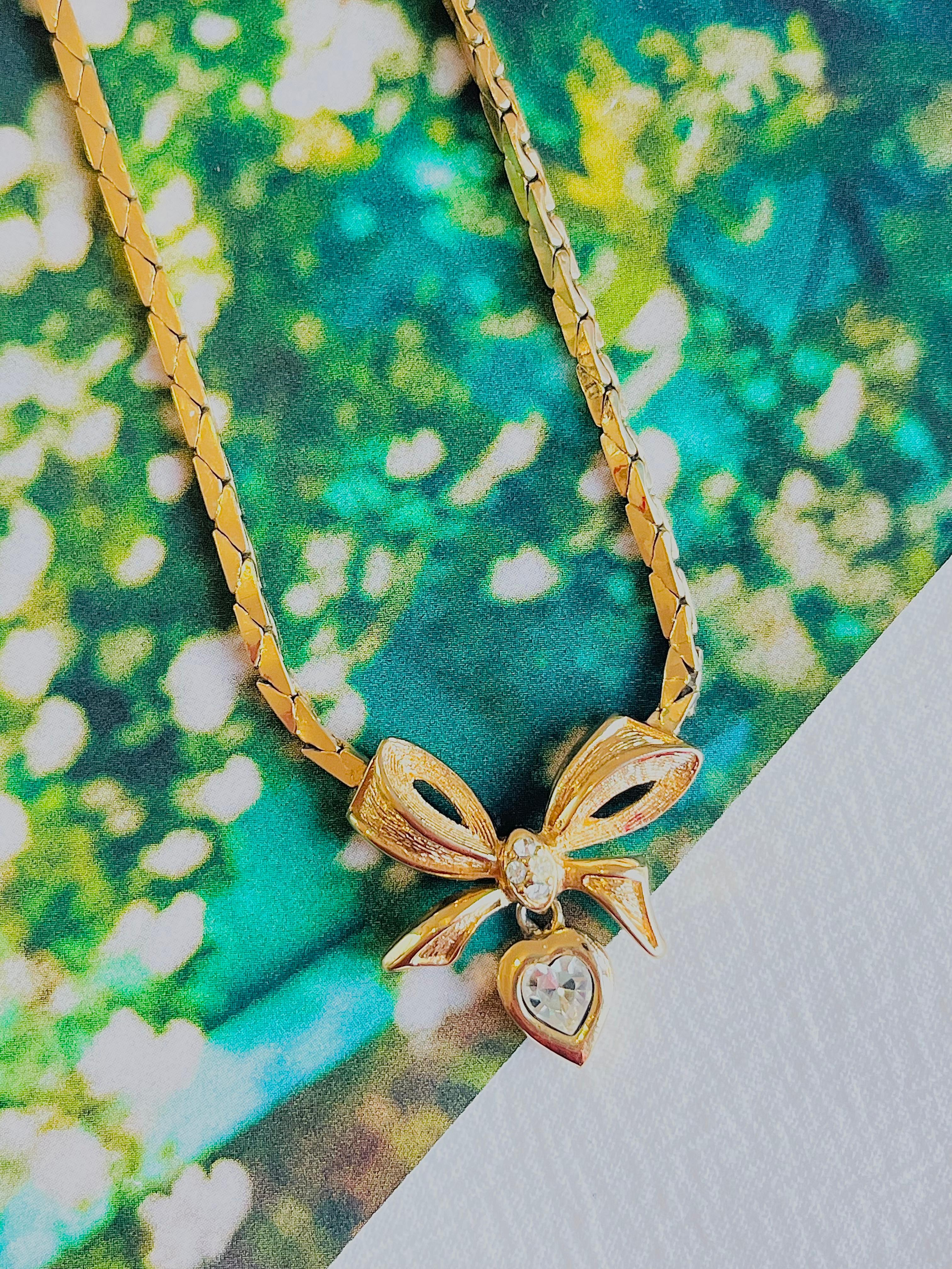 Women's Christian Dior Vintage 1970s Knot Bow Crystals Heart Gold Drop Pendant Necklace