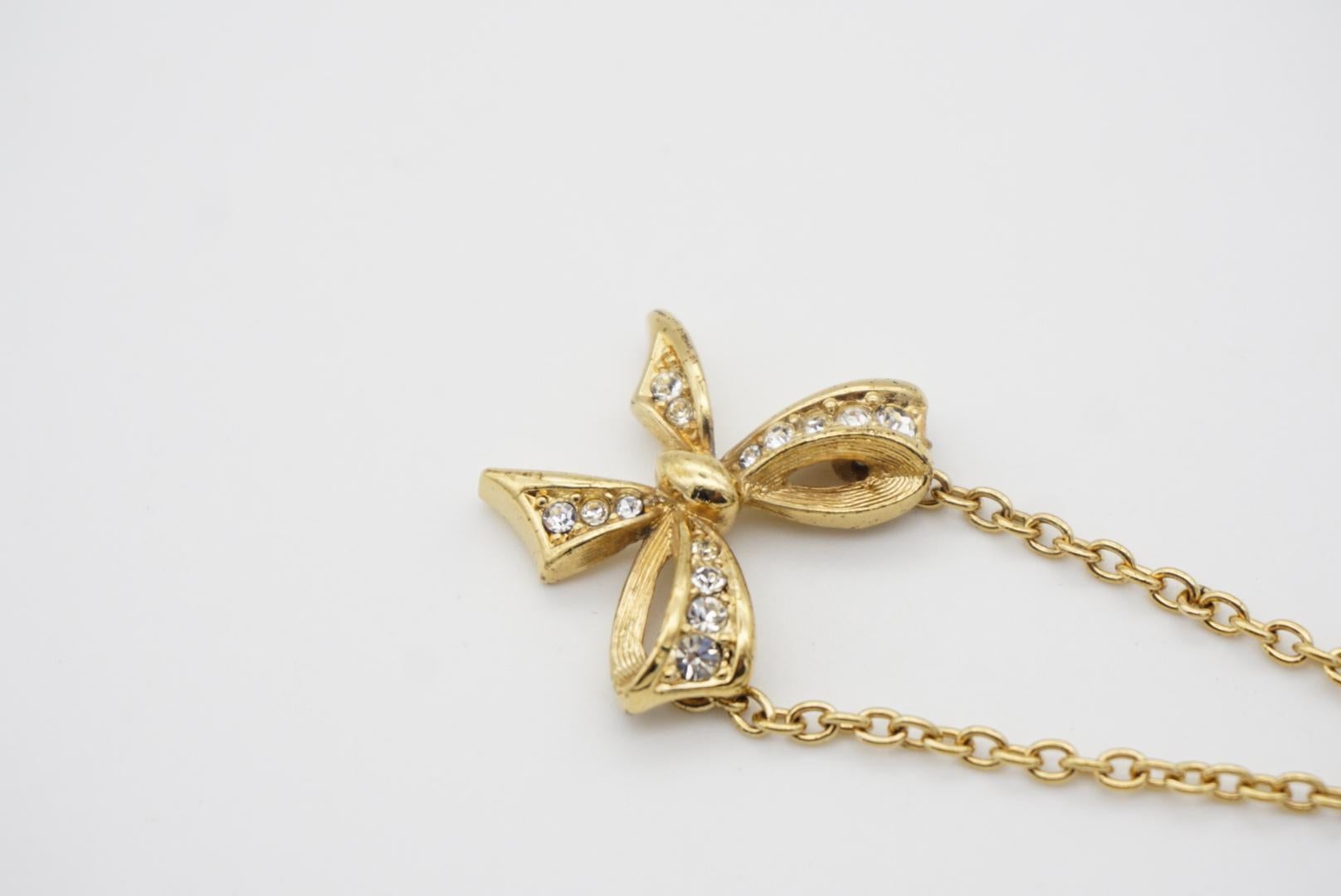 Women's or Men's Christian Dior Vintage 1970s Knot Bow Swarovski Crystals Gold Pendant Necklace