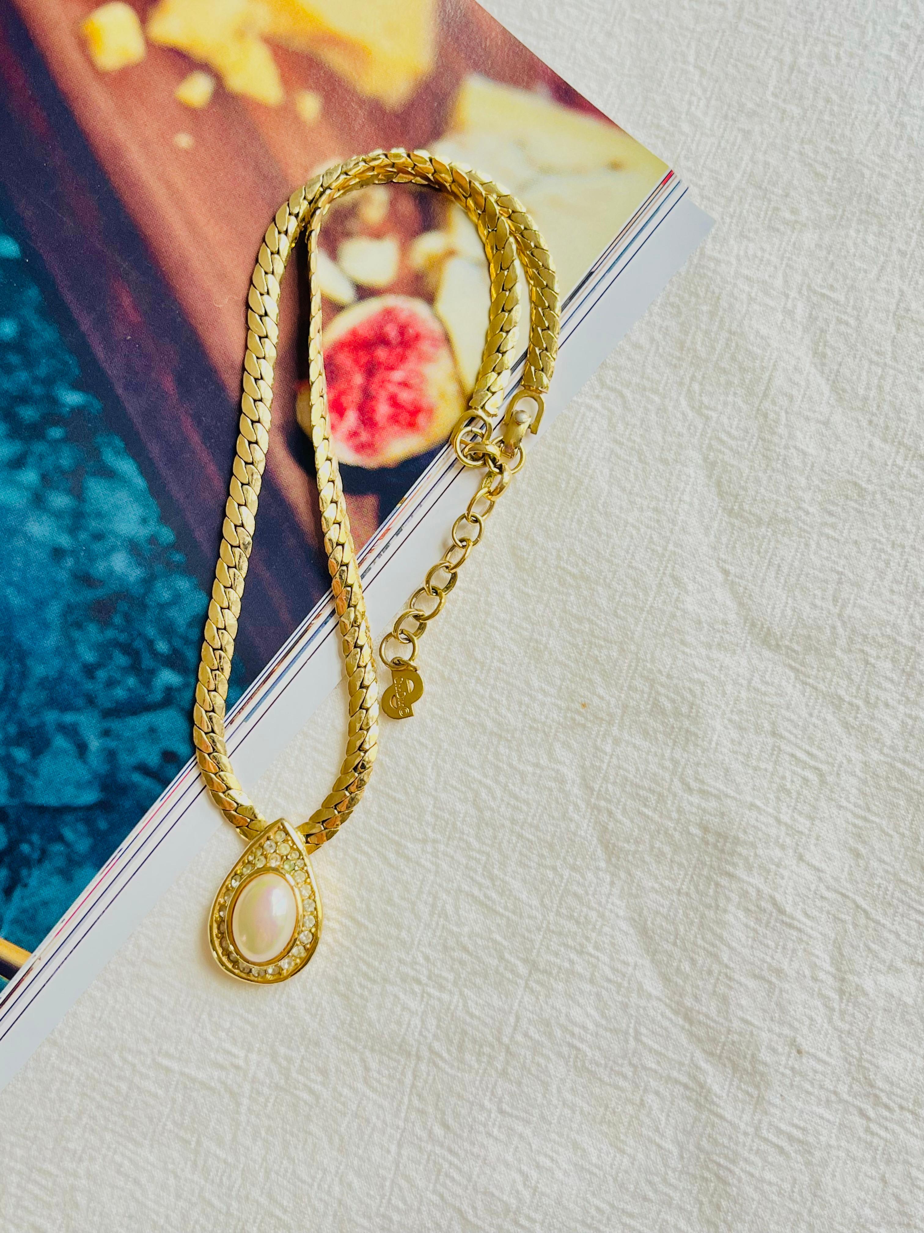 Christian Dior Vintage 1970s Large Oval Pearl Crystals Tear Water Drop Necklace In Good Condition For Sale In Wokingham, England