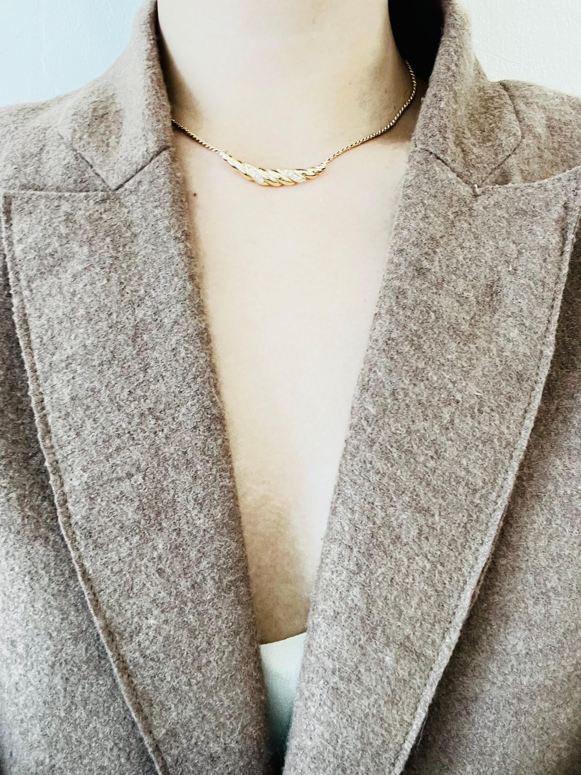 Christian Dior Vintage 1970s Long Bar Swirl Swarovski Gold Crystals Necklace In Good Condition For Sale In Wokingham, England