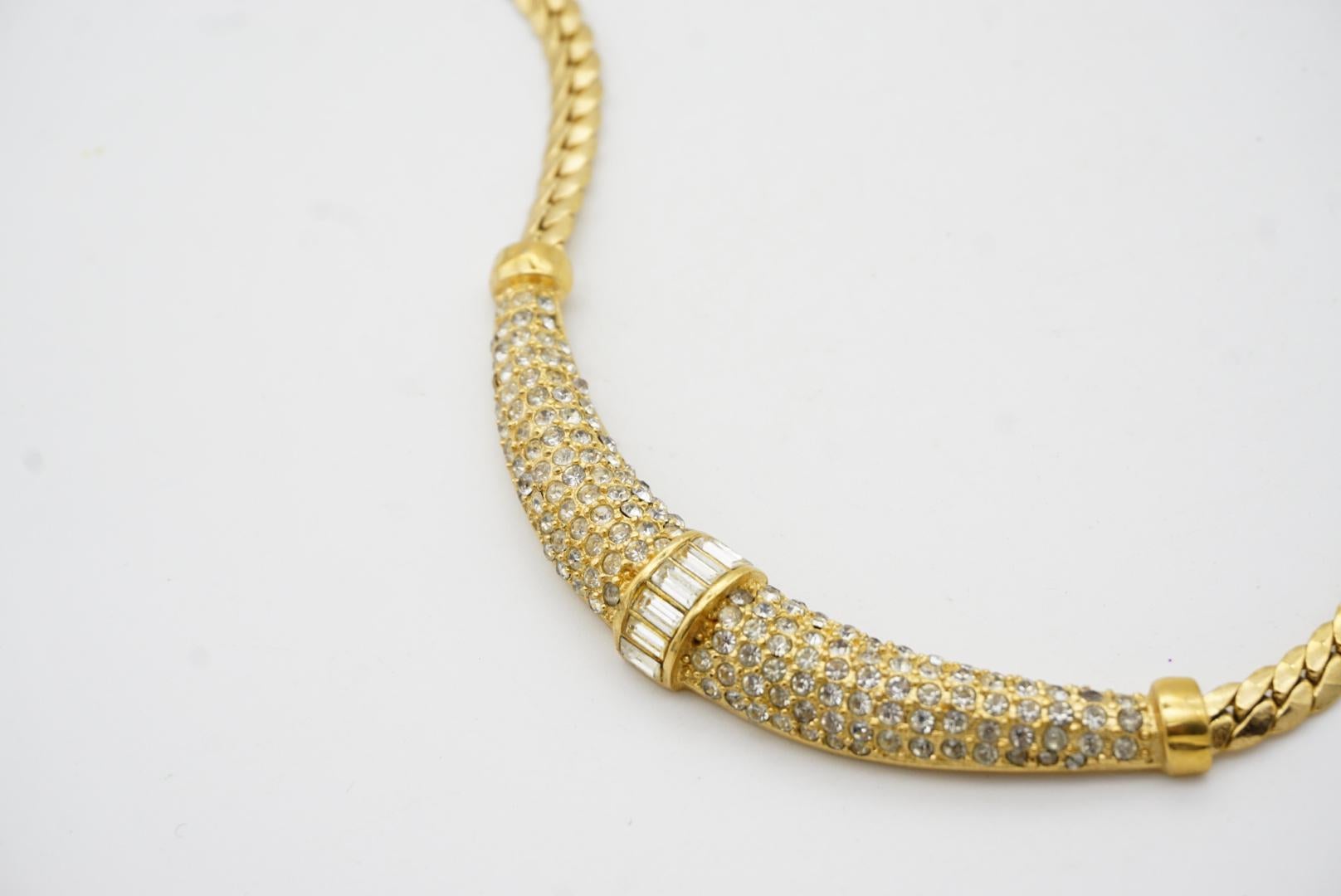 Christian Dior Vintage 1970s Moon Sparkling Crystals Crescent Pendant Necklace For Sale 4