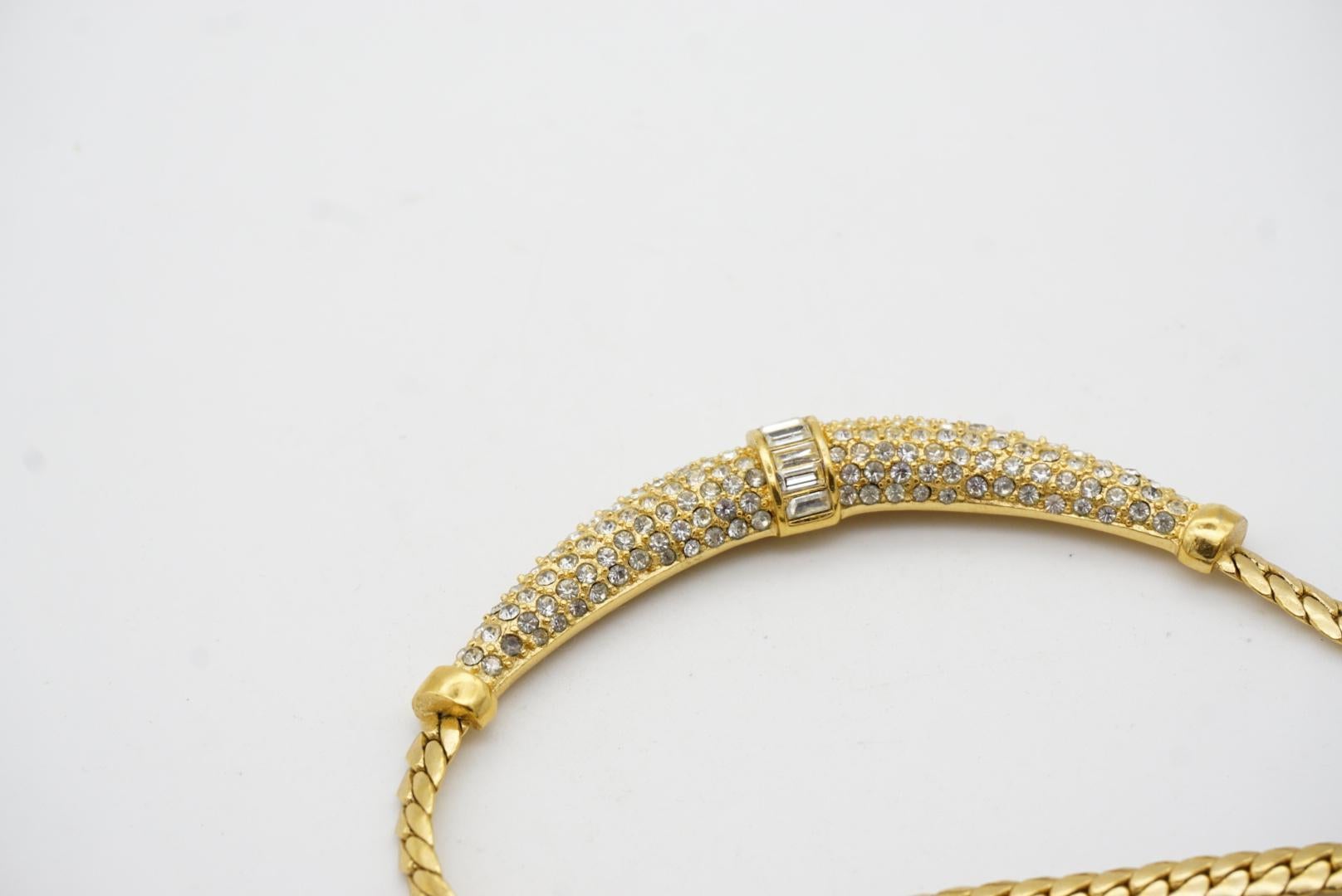 Christian Dior Vintage 1970s Moon Sparkling Crystals Crescent Pendant Necklace For Sale 5