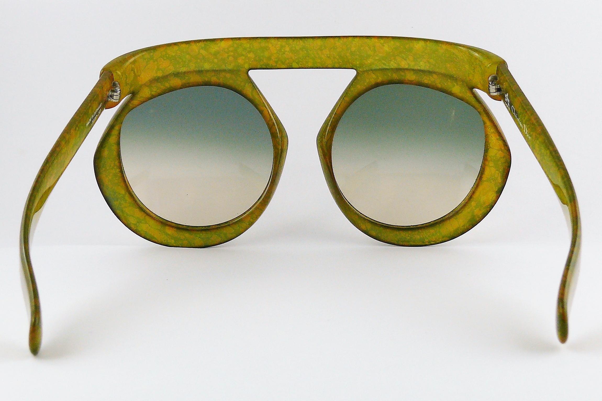Christian Dior Vintage 1970s Oversized Space Age Sunglasses Mod. 2030-50 3