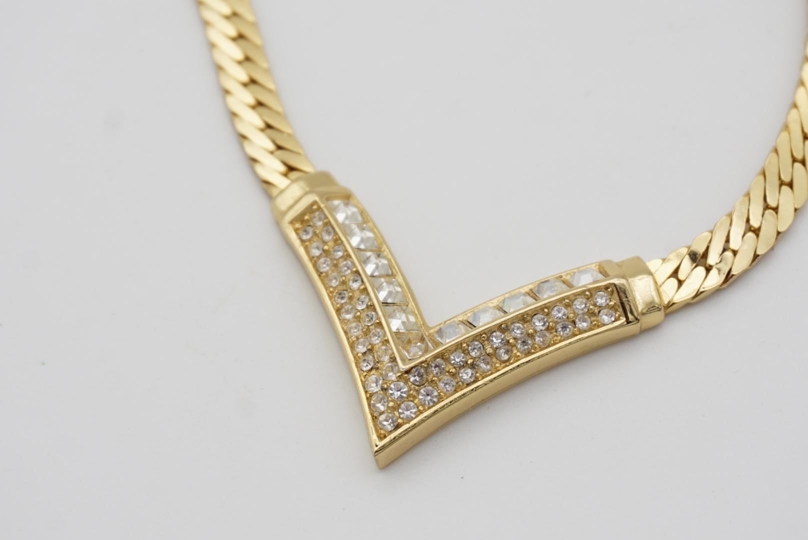 Christian Dior Vintage 1970s Square Crystal Arrow Triangle Gold Pendant Necklace 2