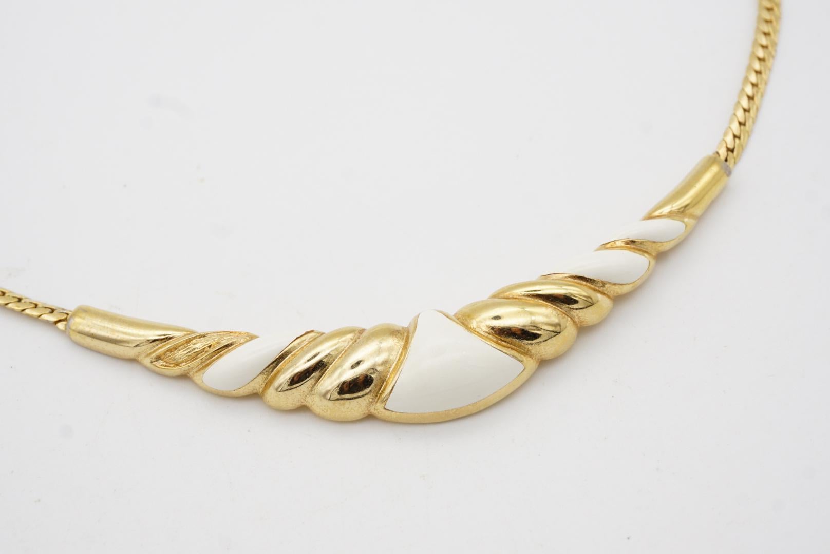 Christian Dior Vintage 1970s White Crescent Moon Triangle Long Pendant Necklace For Sale 3