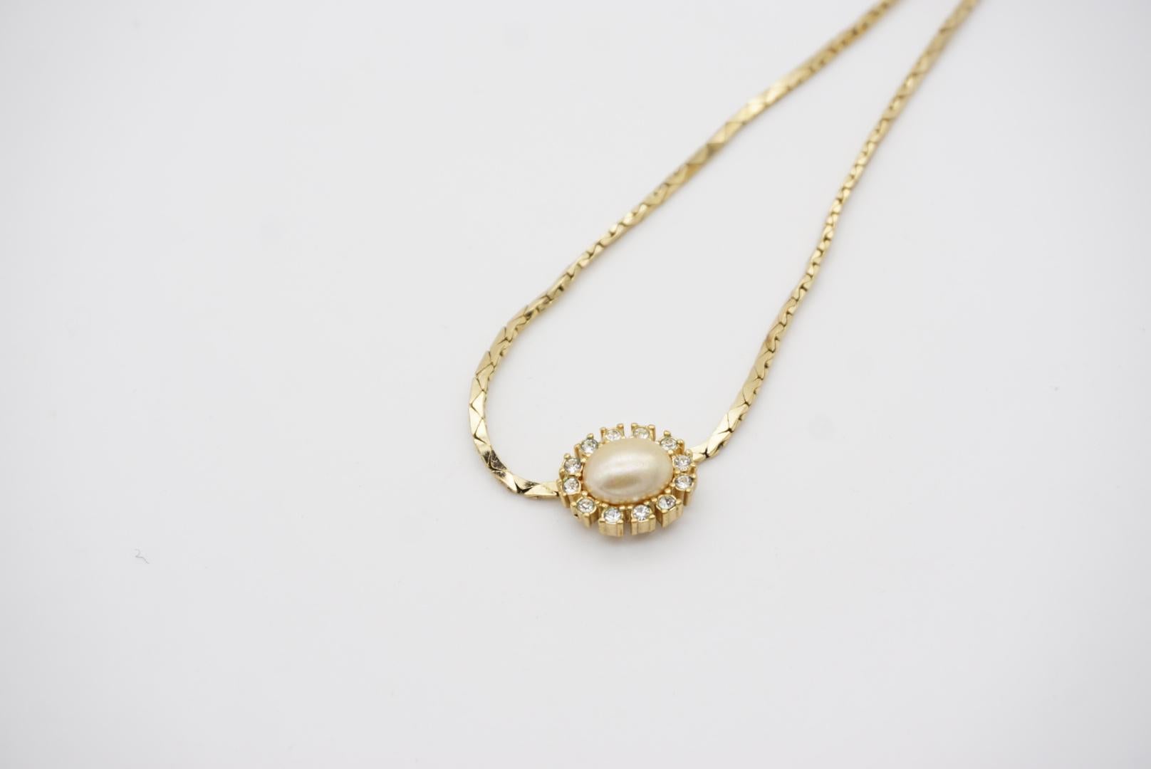 Christian Dior Vintage 1970s White Pearl Sparkling Crystals Pendant Necklace 5