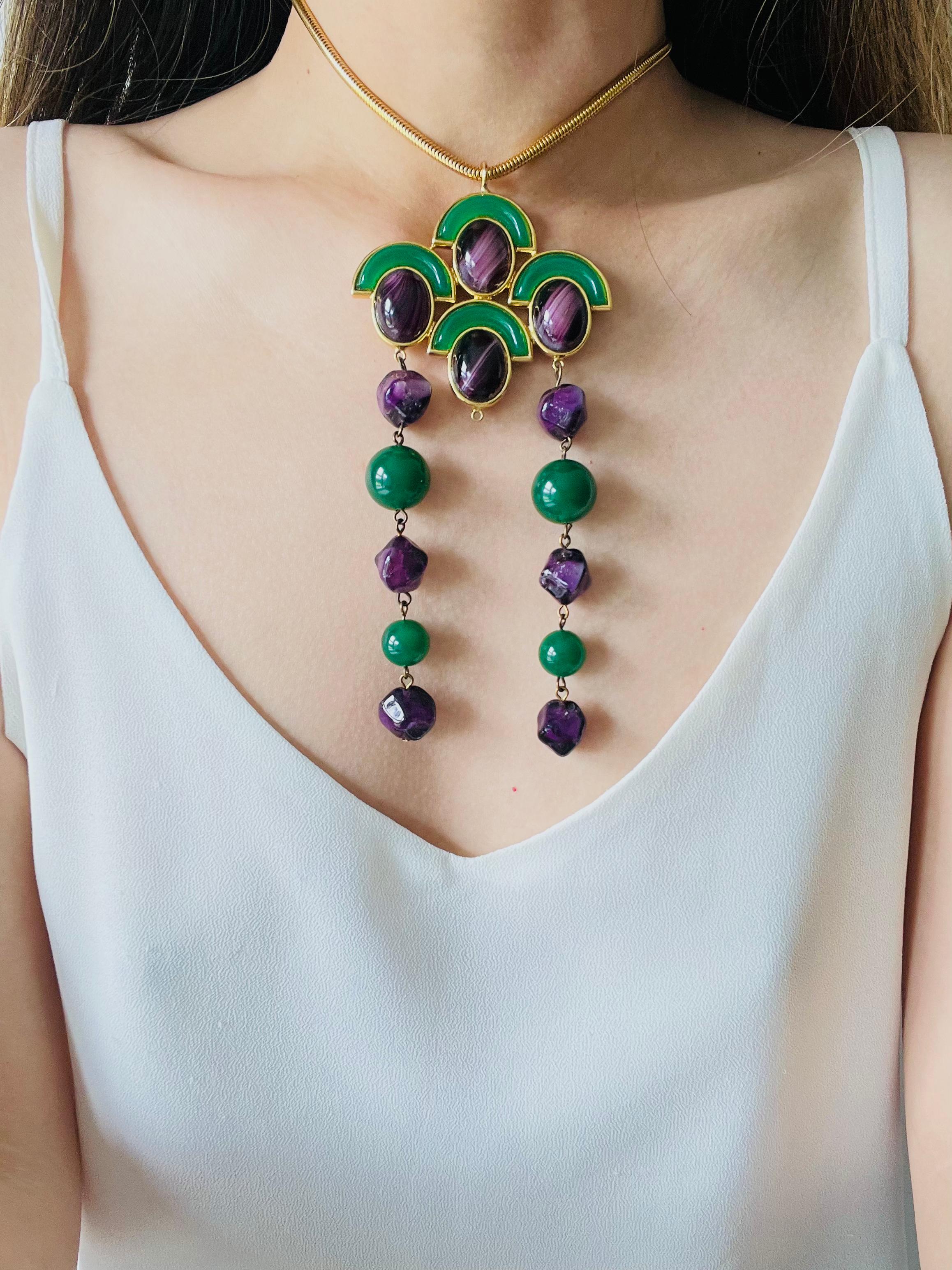 Christian Dior Vintage 1971 Emerald Amethyst Cabochon Fans Tassel Long Necklace For Sale 4