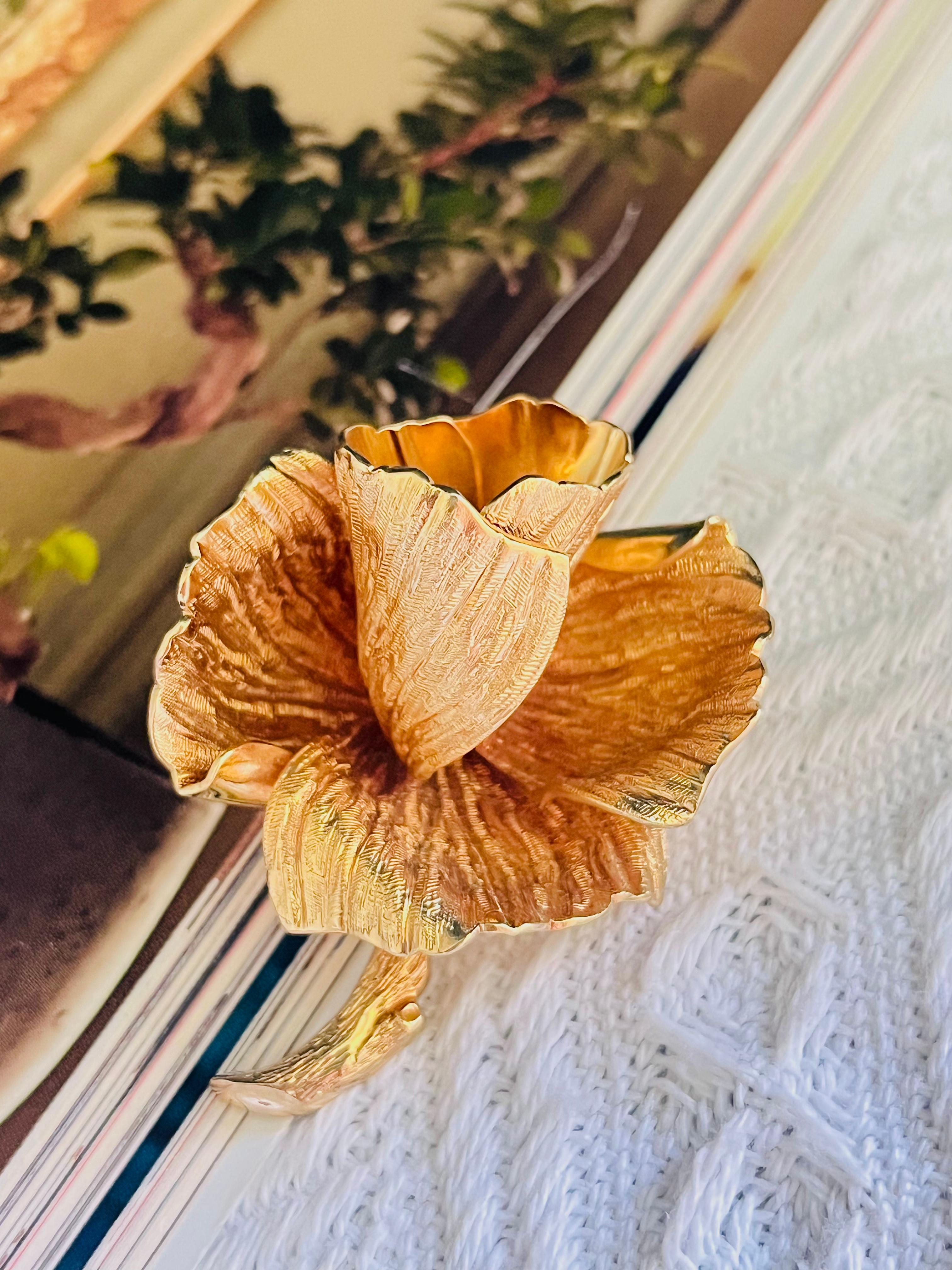 Christian Dior Vintage 1972 Gold Vivid Textured Rose Curled Leaf