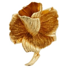 Christian Dior Vintage 1972 Gold Vivid Textured Rose Curled Leaf Flower Brooch