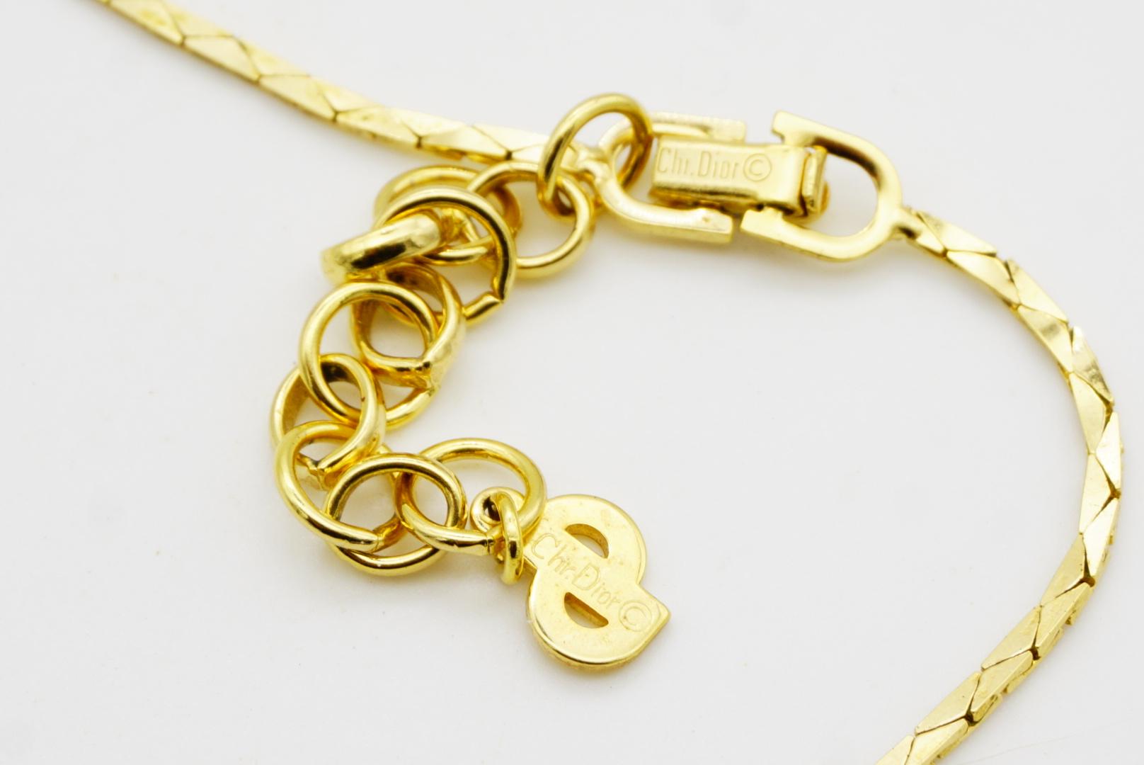 Christian Dior Vintage 1980 Black Enamel Crystal Triangle Pendant Gold Necklace For Sale 8
