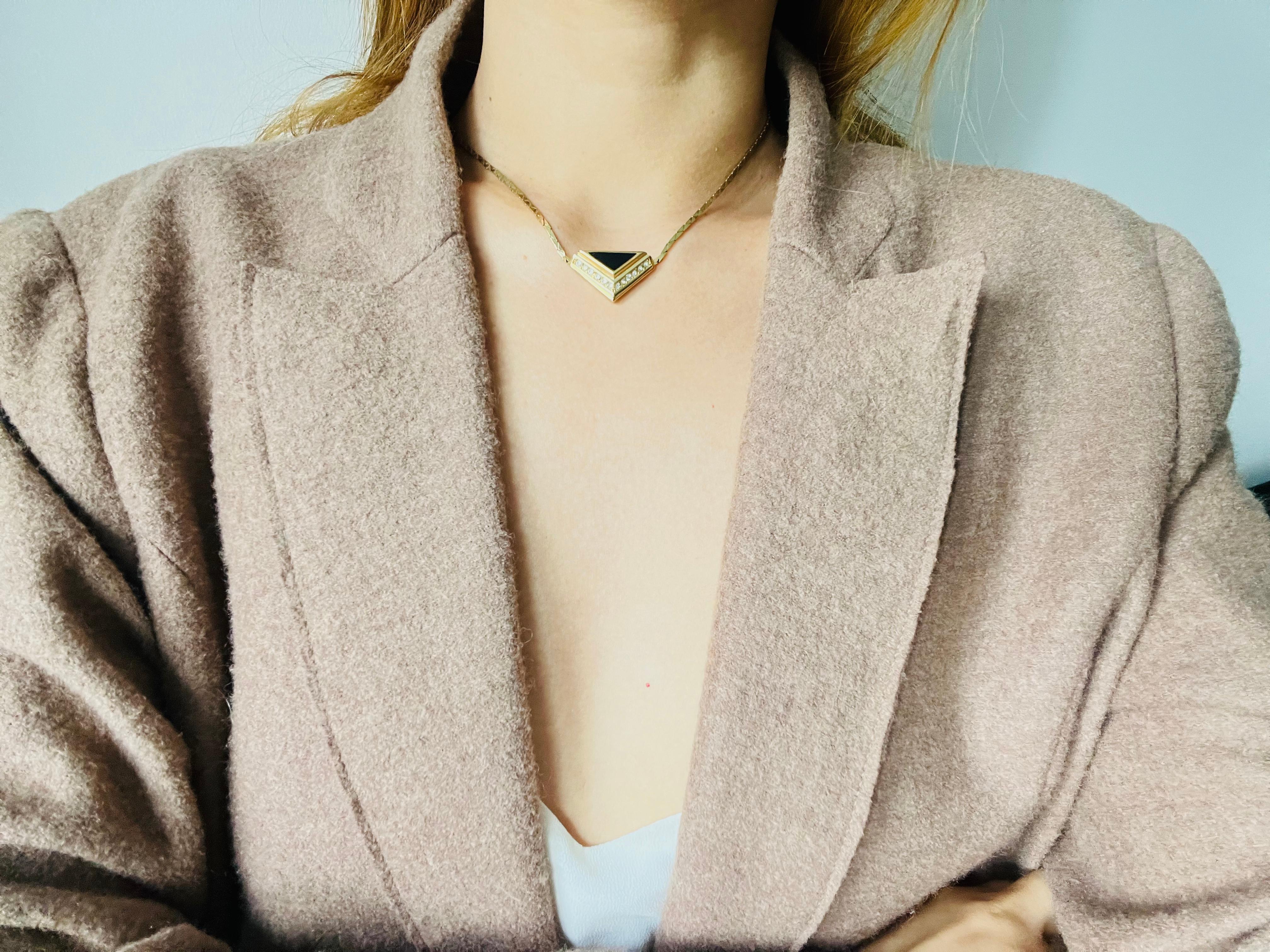 Christian Dior Vintage 1980 Black Enamel Crystal Triangle Pendant Gold Necklace For Sale 2