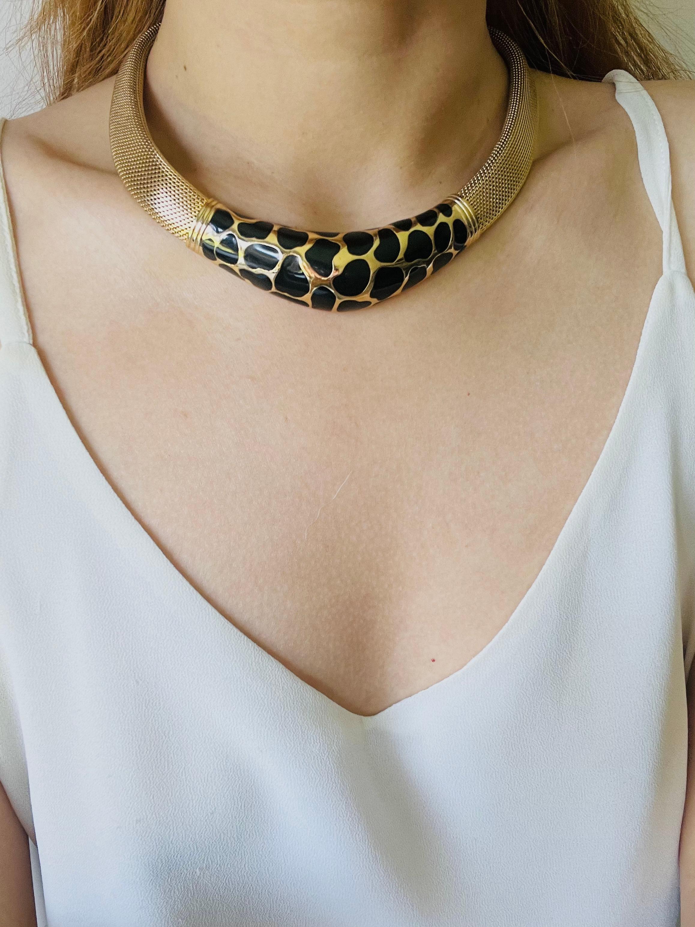 Christian Dior Vintage 1980 Noir Léopard Collier large en maille tissée Omega Chunky en vente 2