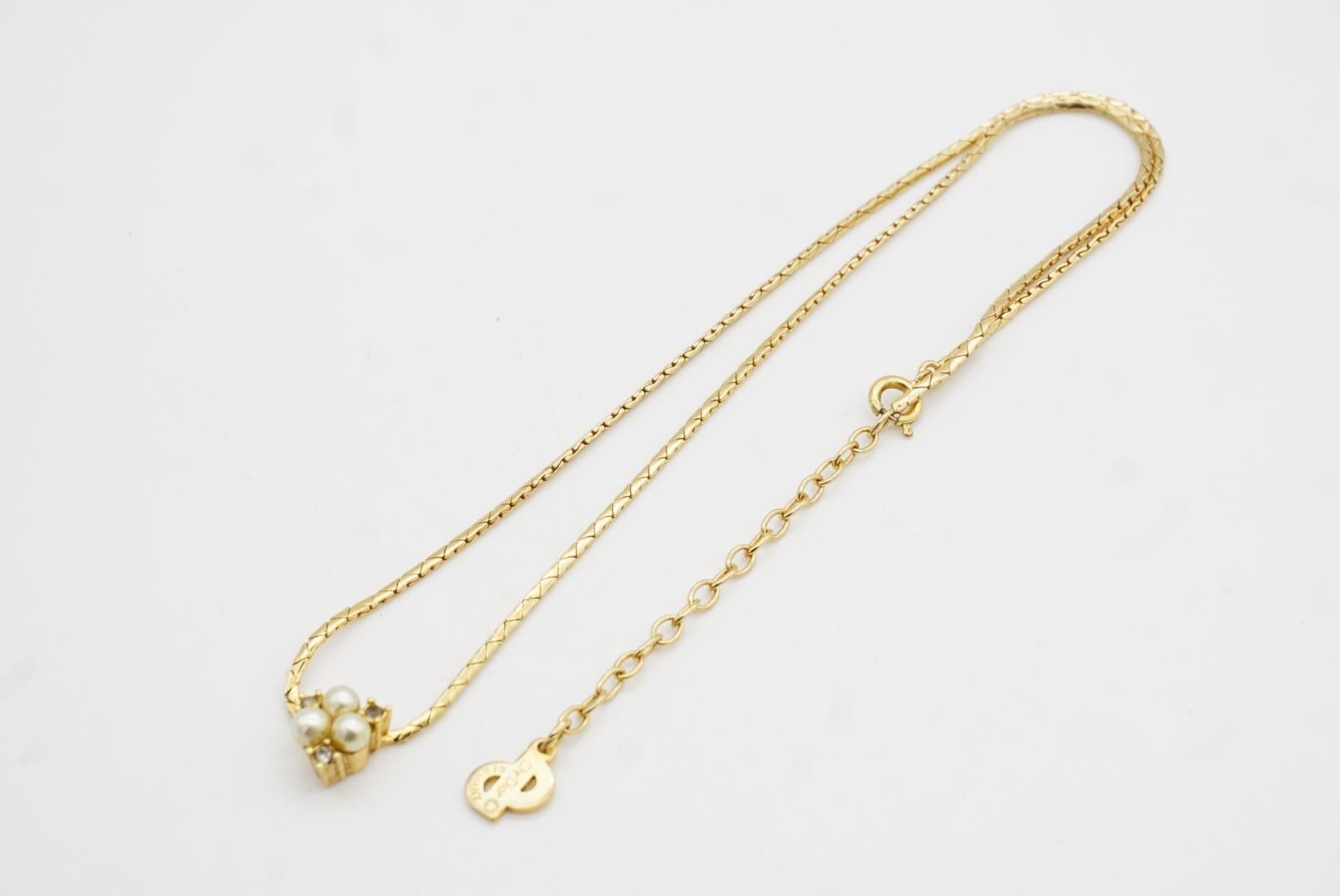 Christian Dior Vintage 1980 Cluster Trio White Pearls Crystals Pendant Necklace For Sale 6