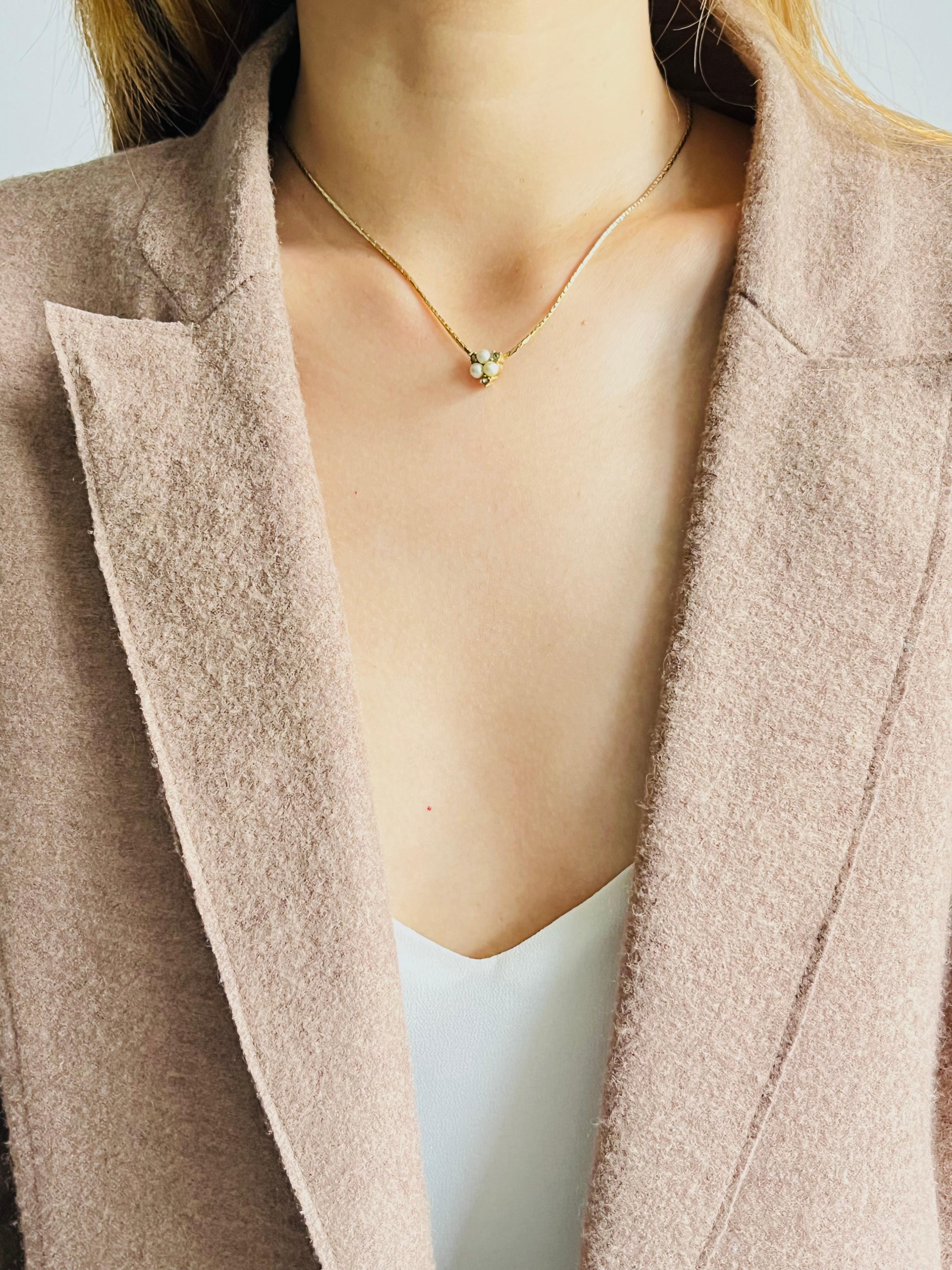Christian Dior Vintage 1980 Cluster Trio White Pearls Crystals Pendant Necklace For Sale 2