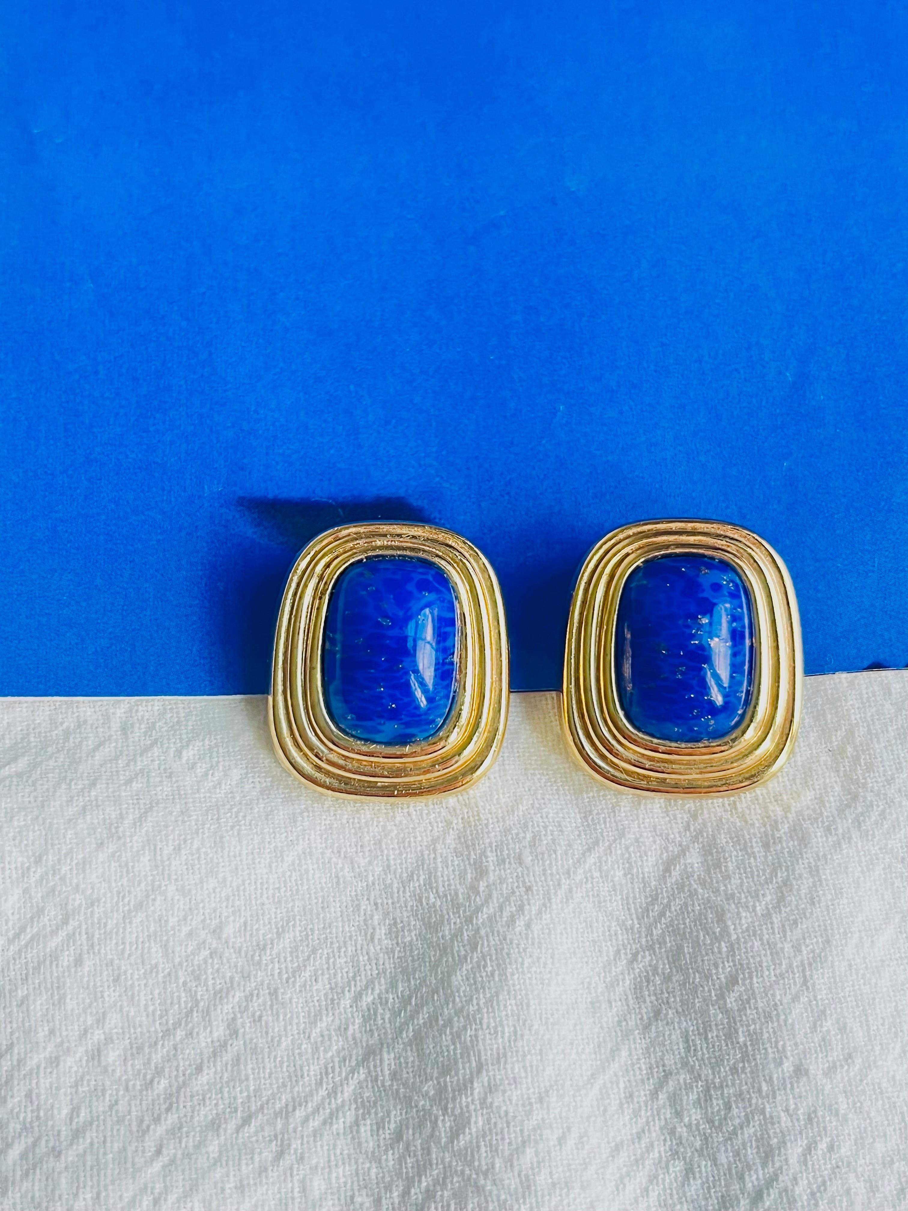 Christian Dior Vintage 1980 Gripoix Lapis Navy Cabochon Rectangle Clip Earrings In Good Condition For Sale In Wokingham, England