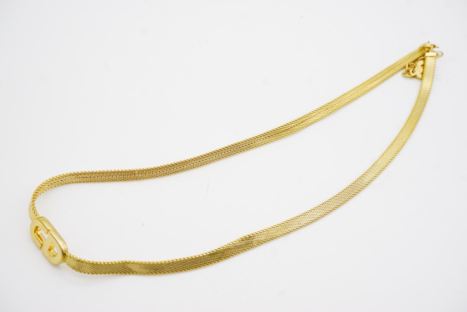 Christian Dior Vintage 1980 Iconic Logo CD Monogram Pendant Mesh Woven Necklace For Sale 5
