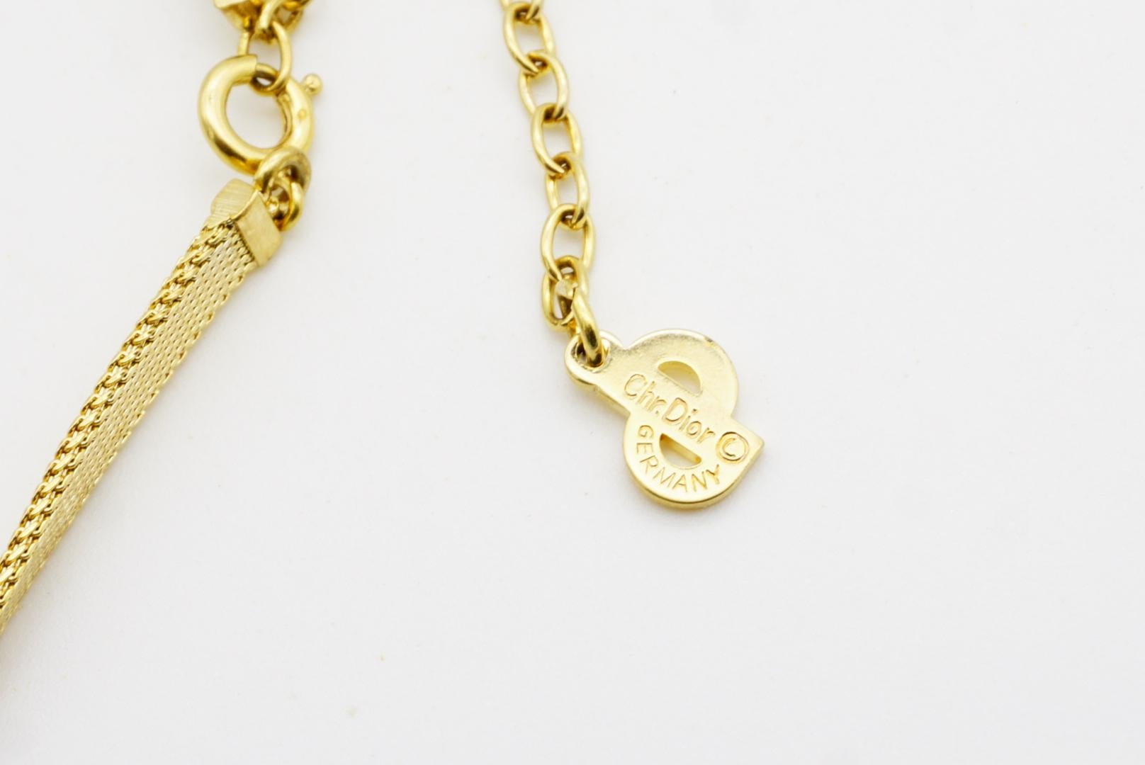 Christian Dior Vintage 1980 Iconic Logo CD Monogram Pendant Mesh Woven Necklace For Sale 8