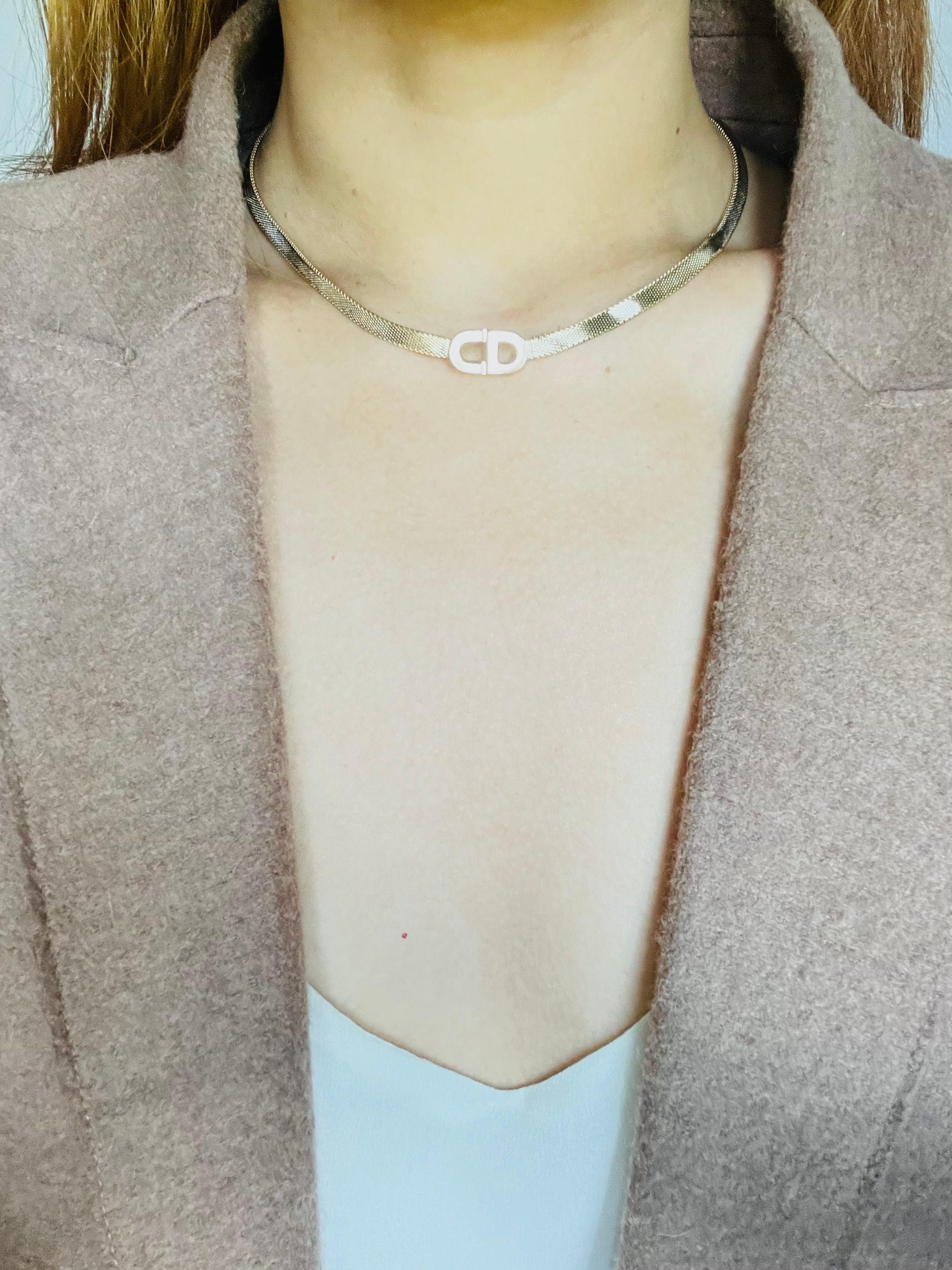 Christian Dior Vintage 1980 Iconic Logo CD Monogram Pendant Mesh Woven Necklace For Sale 2