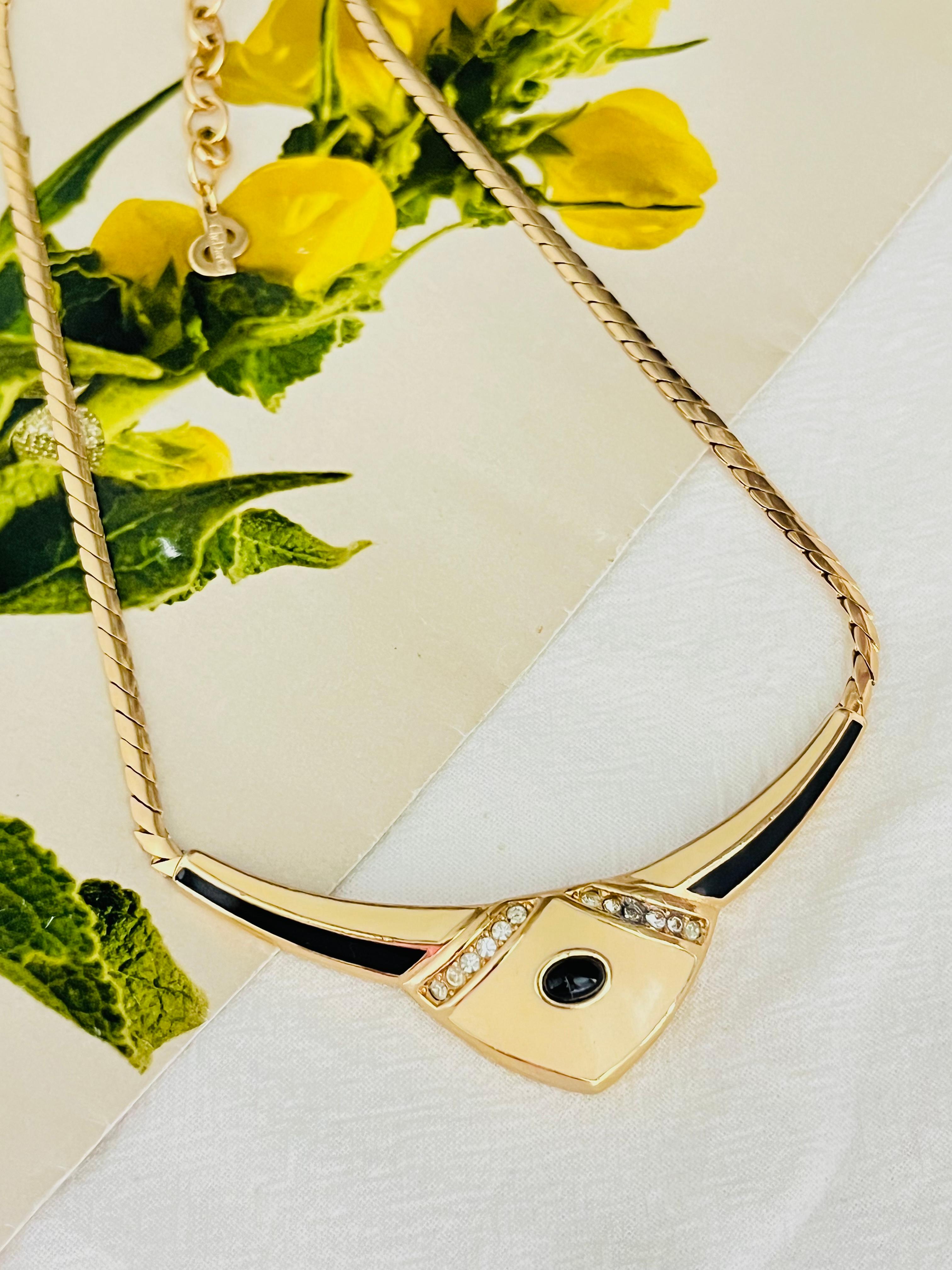 Christian Dior Vintage 1980 Große beige schwarze Kristall-Dreieck-Anhänger-Halskette (Art déco) im Angebot