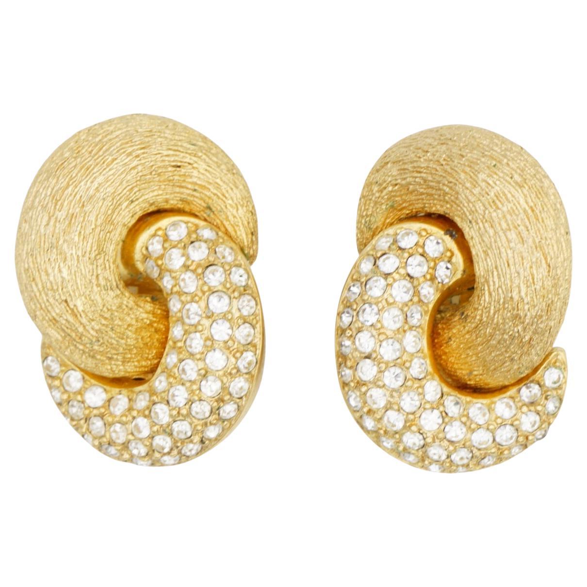 Christian Dior Vintage 1980 Große Kristalle Verschränkte Knoten Clip Ohrringe im Angebot