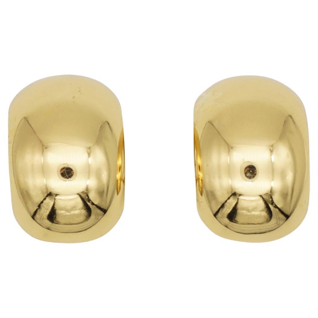 Christian Dior Vintage 1980 Large Glow Demi Dome Hoop Semi Circle Clip Earrings, Gold Tone

Very excellent condition. Very popular. 100% Genuine.

A very beautiful pair of earrings by Chr. DIOR, signed at the back.

Size: 2.9*1.9 cm.

Weight: 8.0