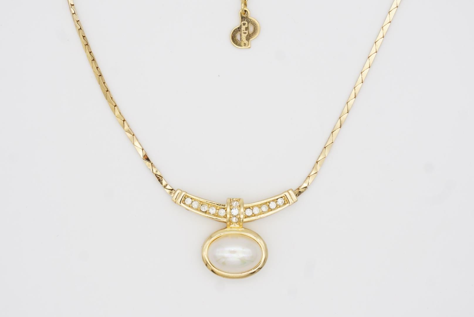 Christian Dior Vintage 1980 Large Oval White Pearl Curled Bar Crystals Necklace For Sale 7