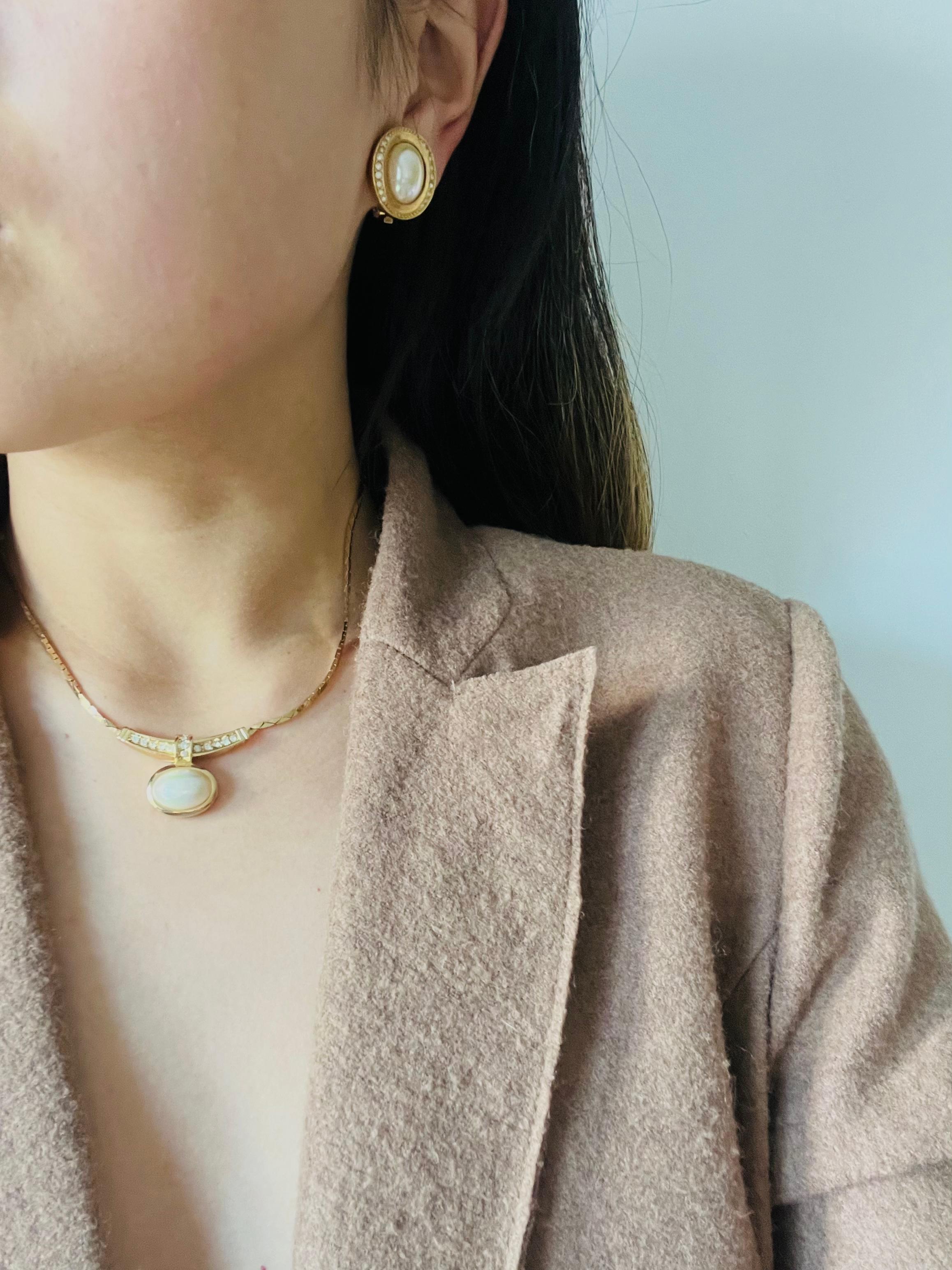 Christian Dior Vintage 1980 Large Oval White Pearl Curled Bar Crystals Necklace For Sale 2